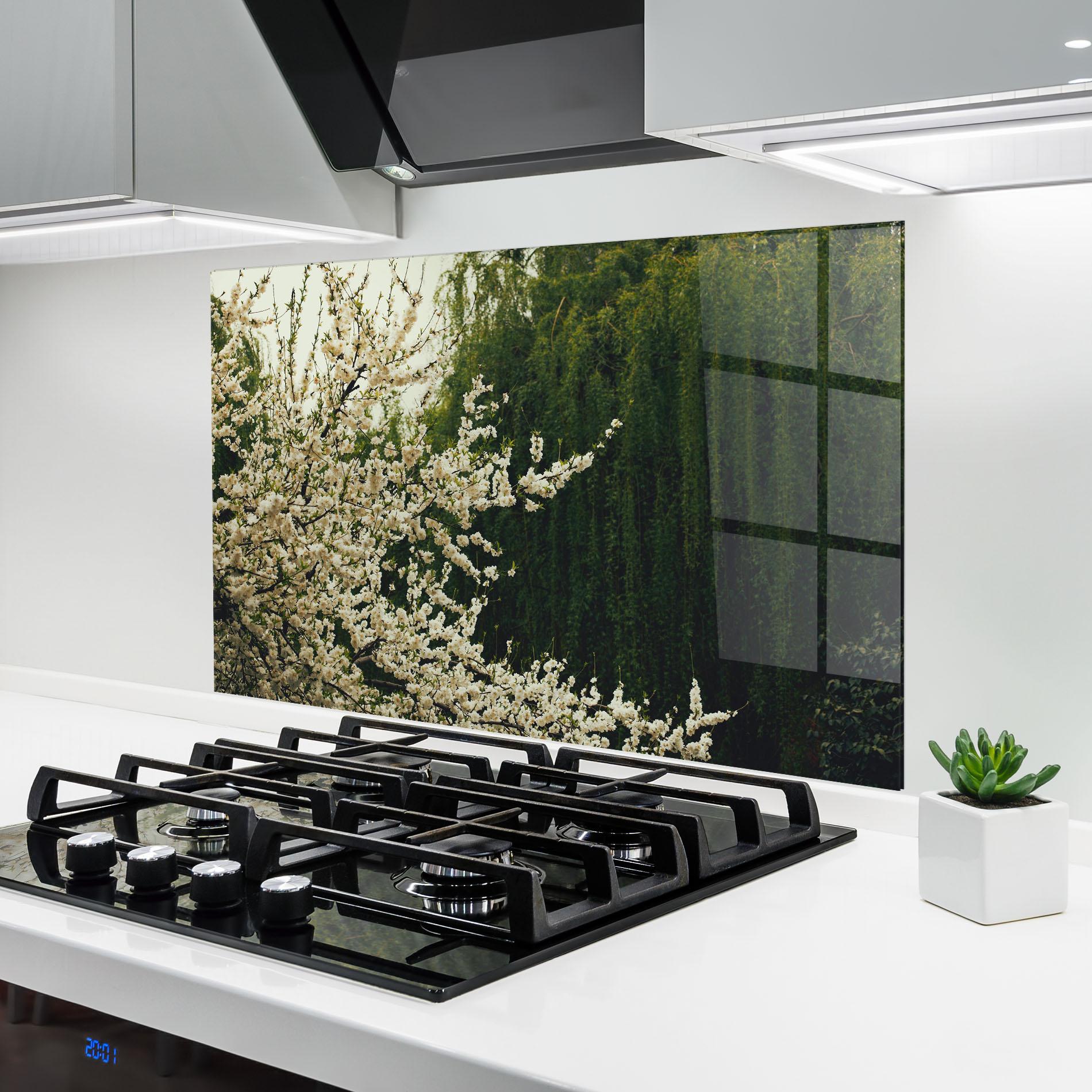 Küchenrückwand Glas Nature Veiw Tree mockup 6