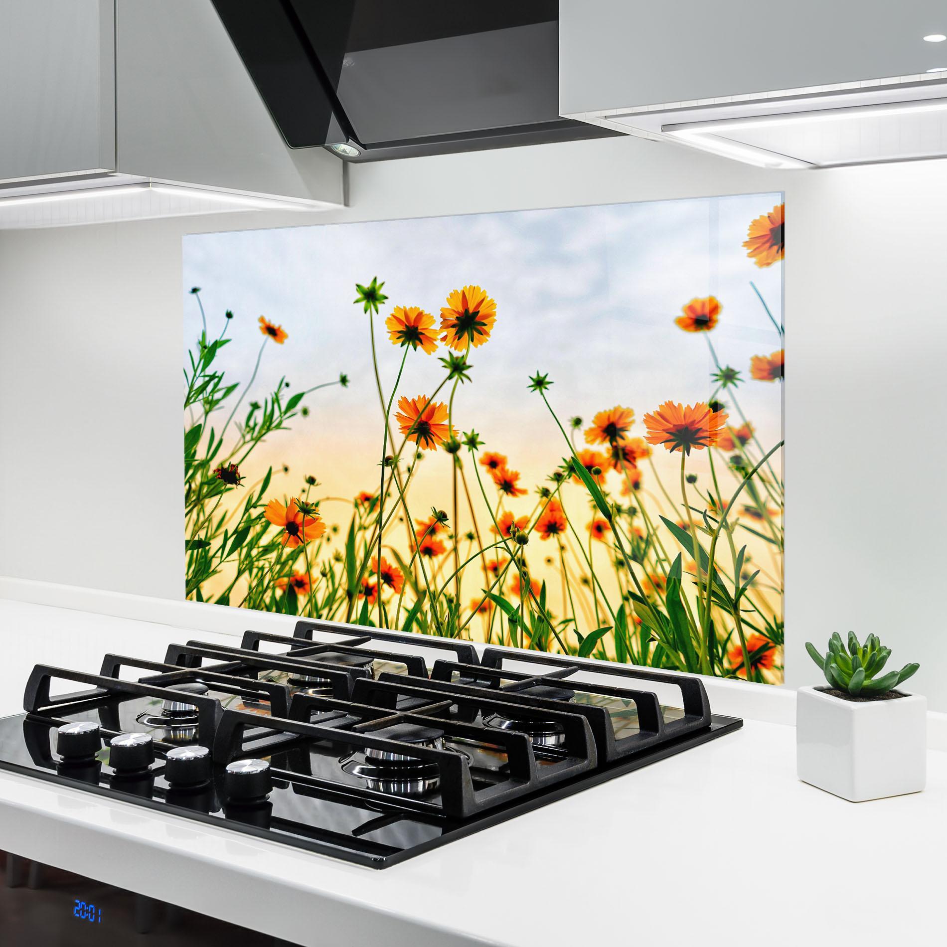 Küchenrückwand Glas Orange Wild Flowers mockup 6
