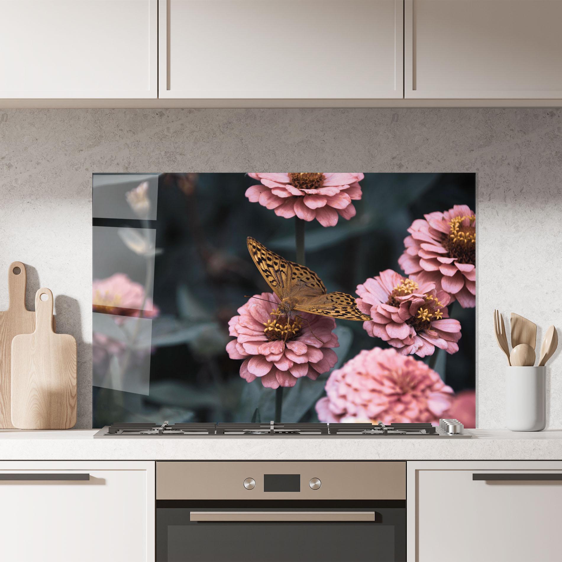 Küchenrückwand Glas Flower Butterfly mockup 7