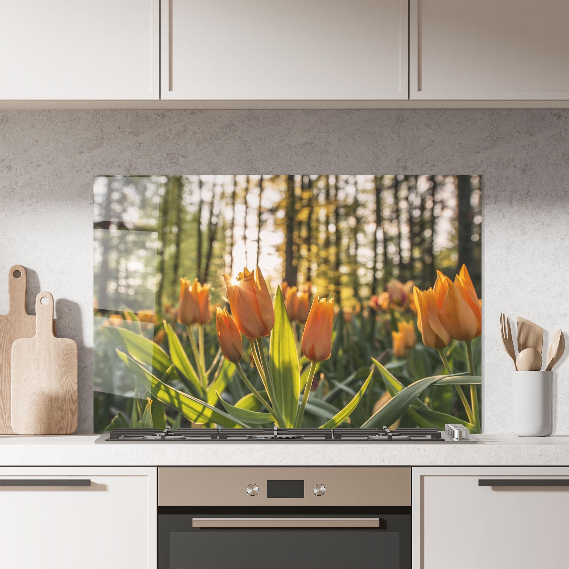 Küchenrückwand Glas Forest Tulips mockup 7