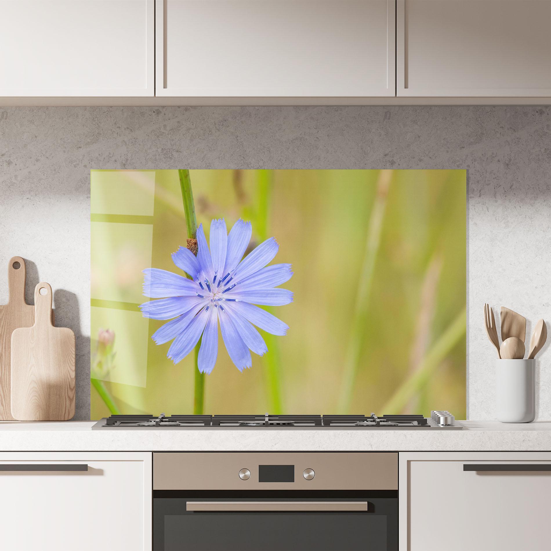 Küchenrückwand Glas Wild Purple Blue mockup 7