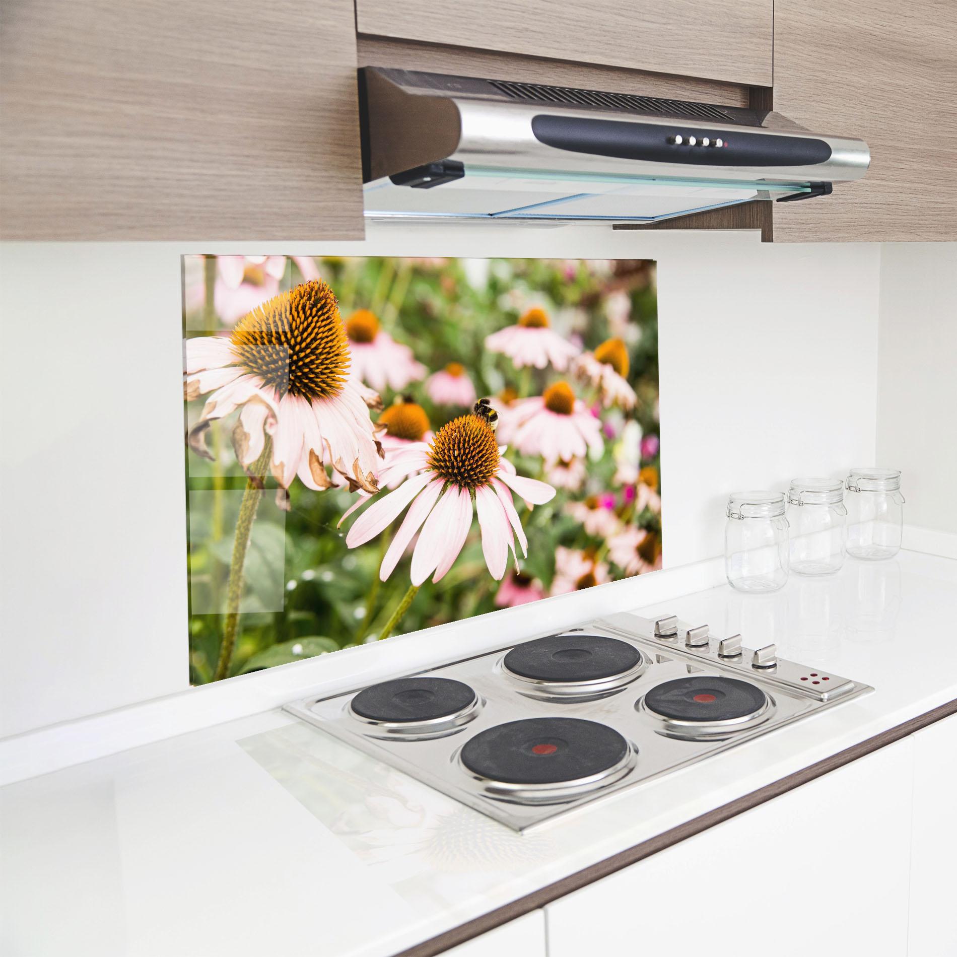 Küchenrückwand Glas Daylight Bee mockup 8