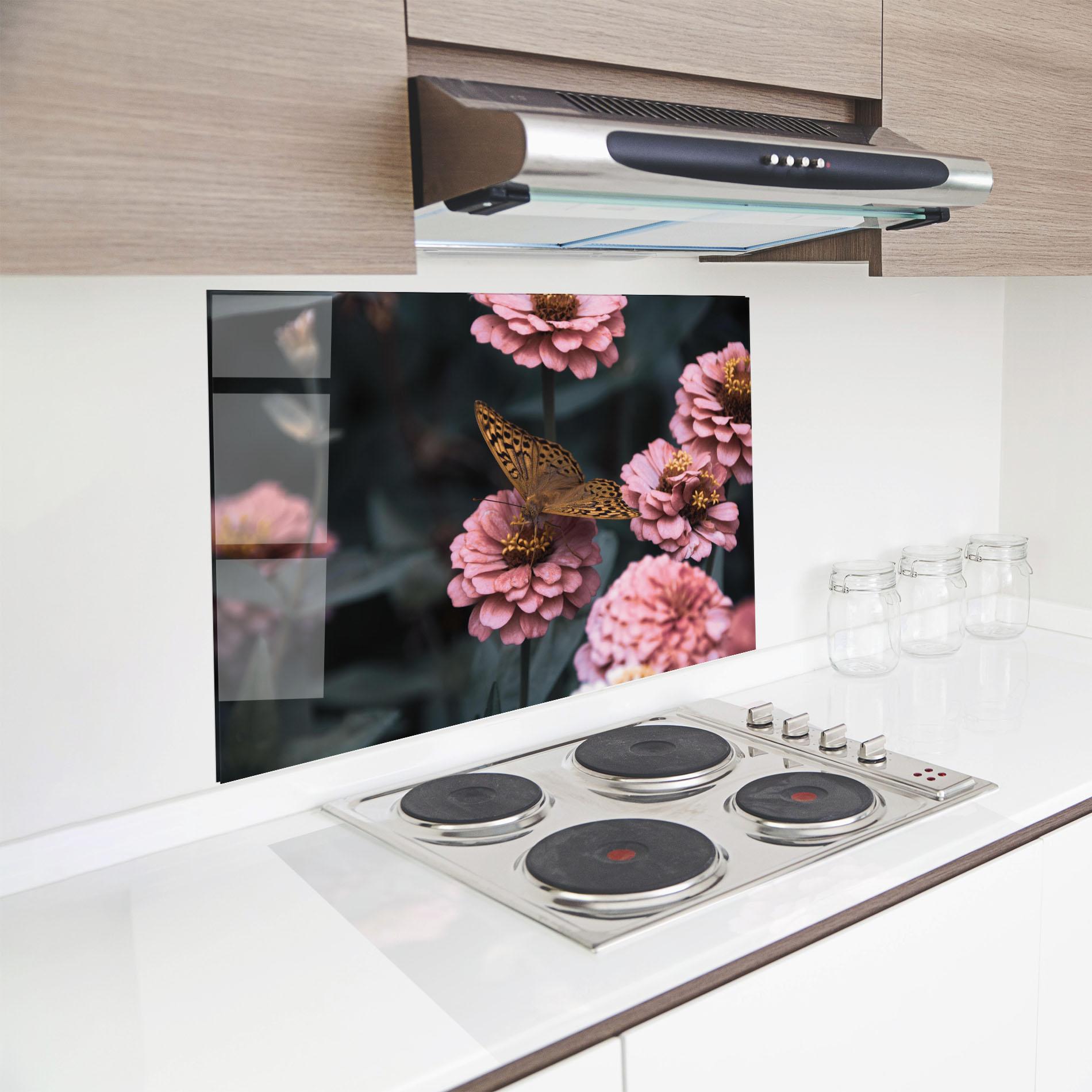 Küchenrückwand Glas Flower Butterfly mockup 8