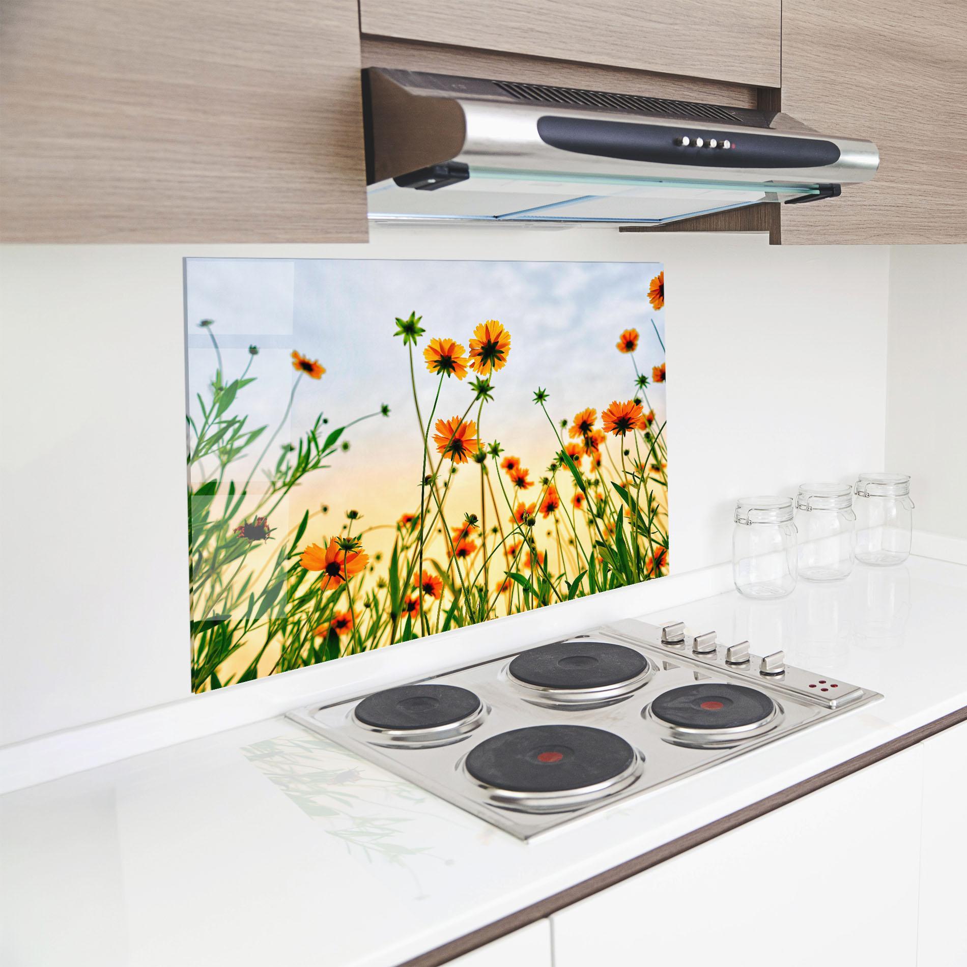 Küchenrückwand Glas Orange Wild Flowers mockup 8