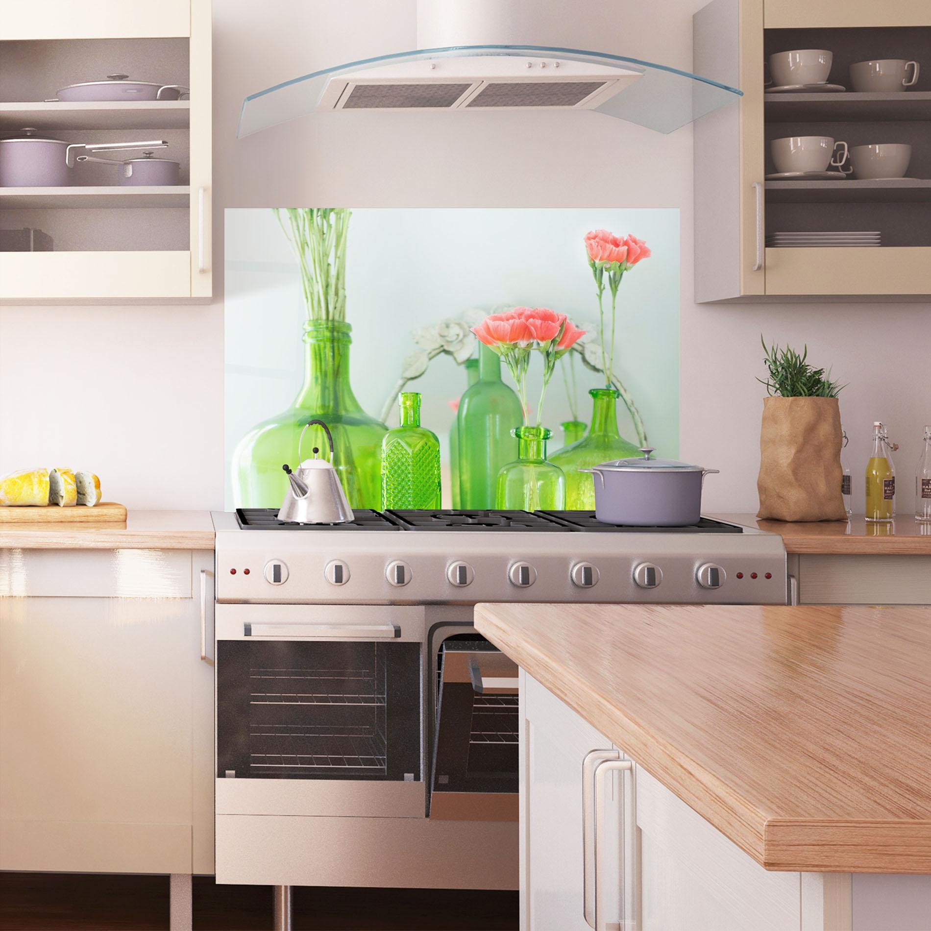 Küchenrückwand Glas Green Vase Flowers mockup 1