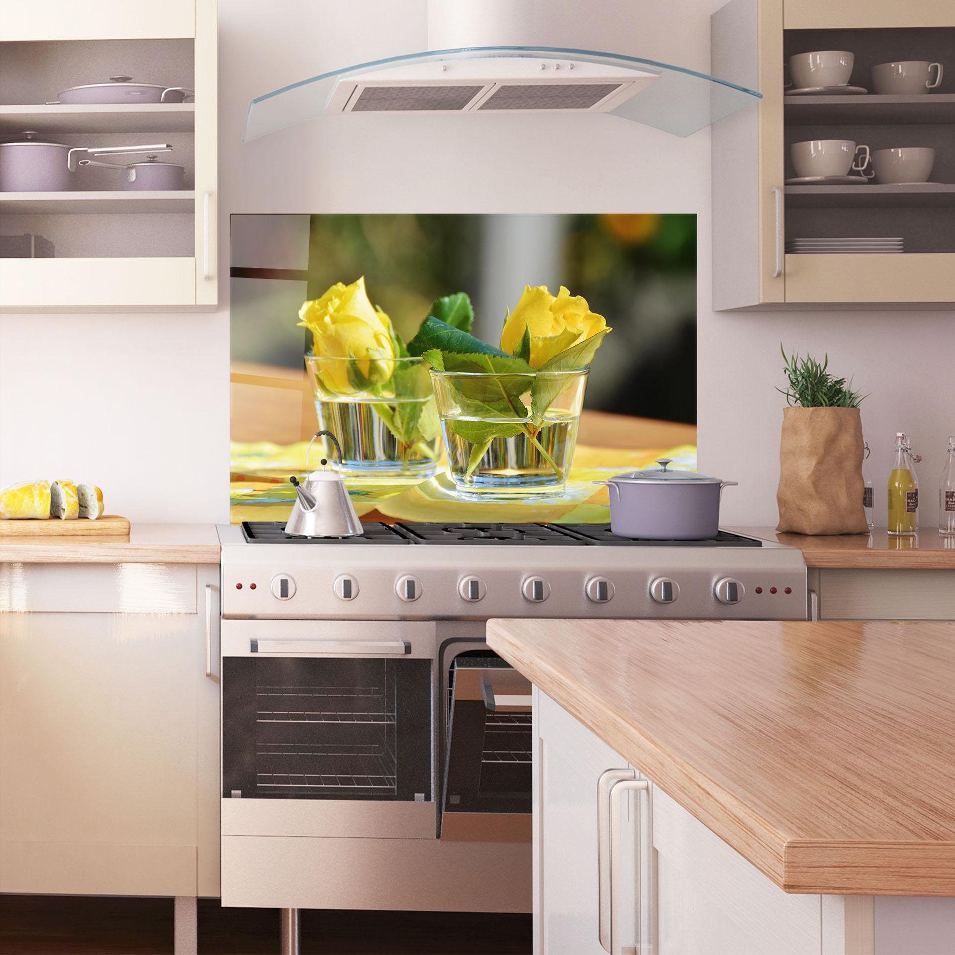 Küchenrückwand Glas Rose Yellow Vase mockup 1