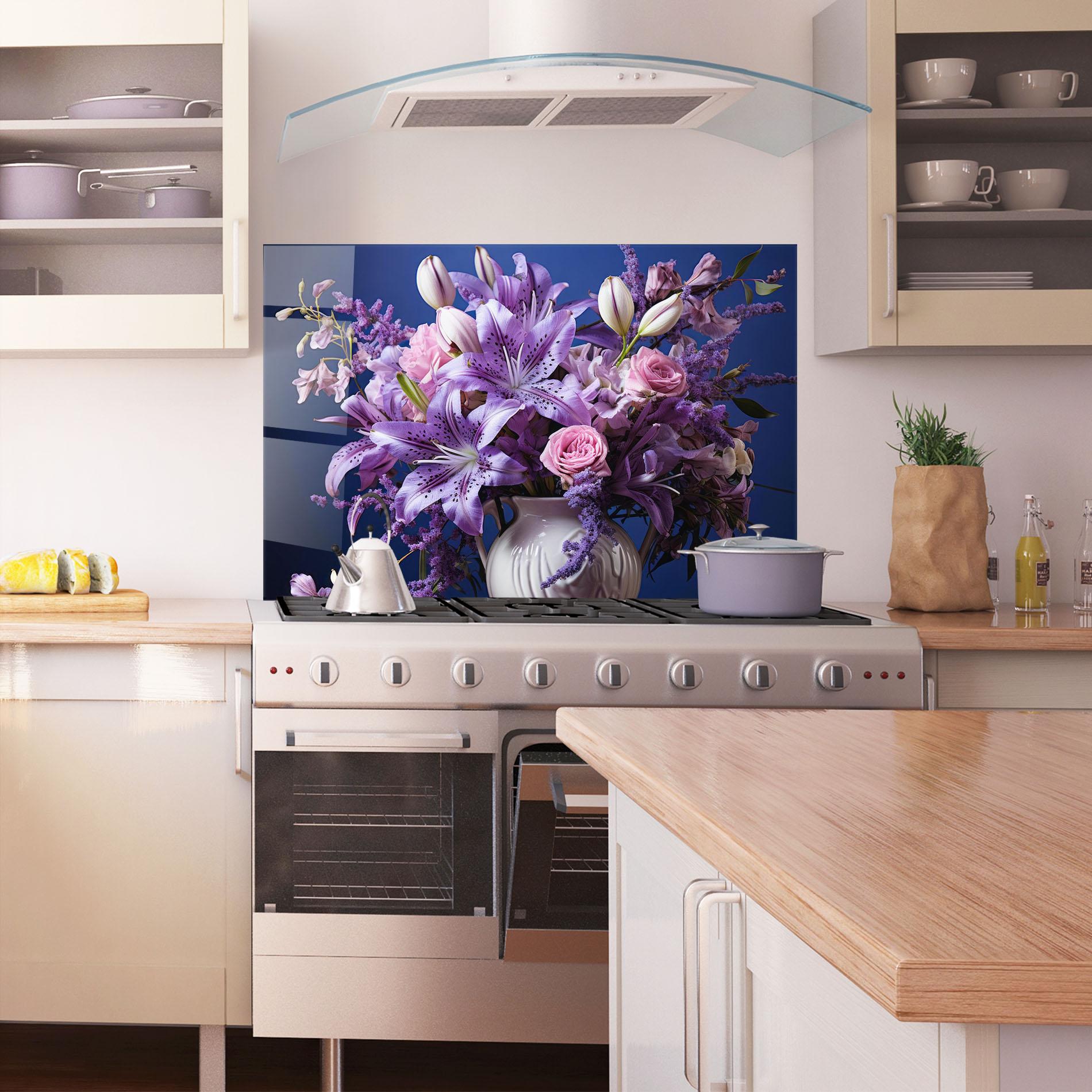 Küchenrückwand Glas Vase Purple Flower mockup 1
