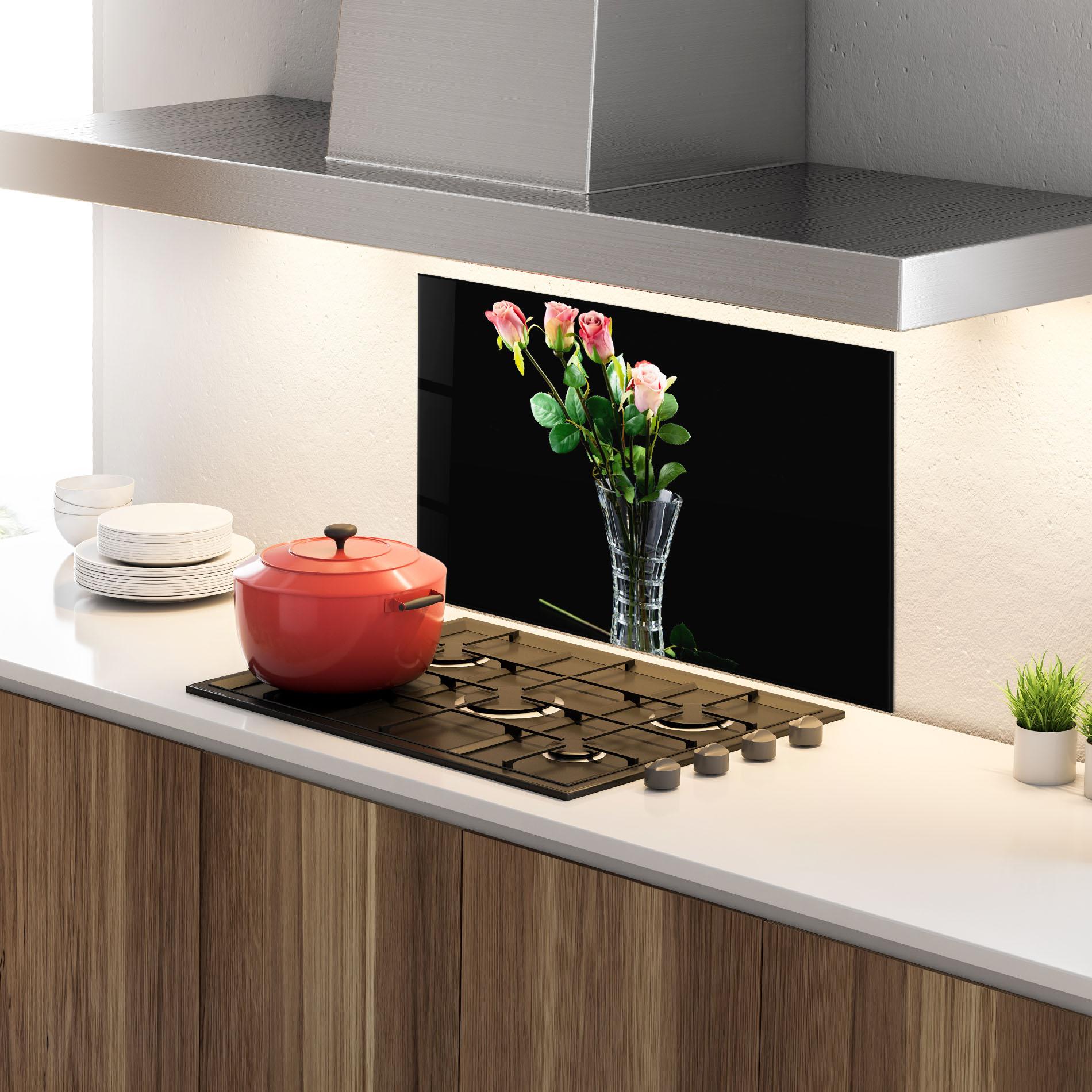 Küchenrückwand Glas Rose Vase Black mockup 4