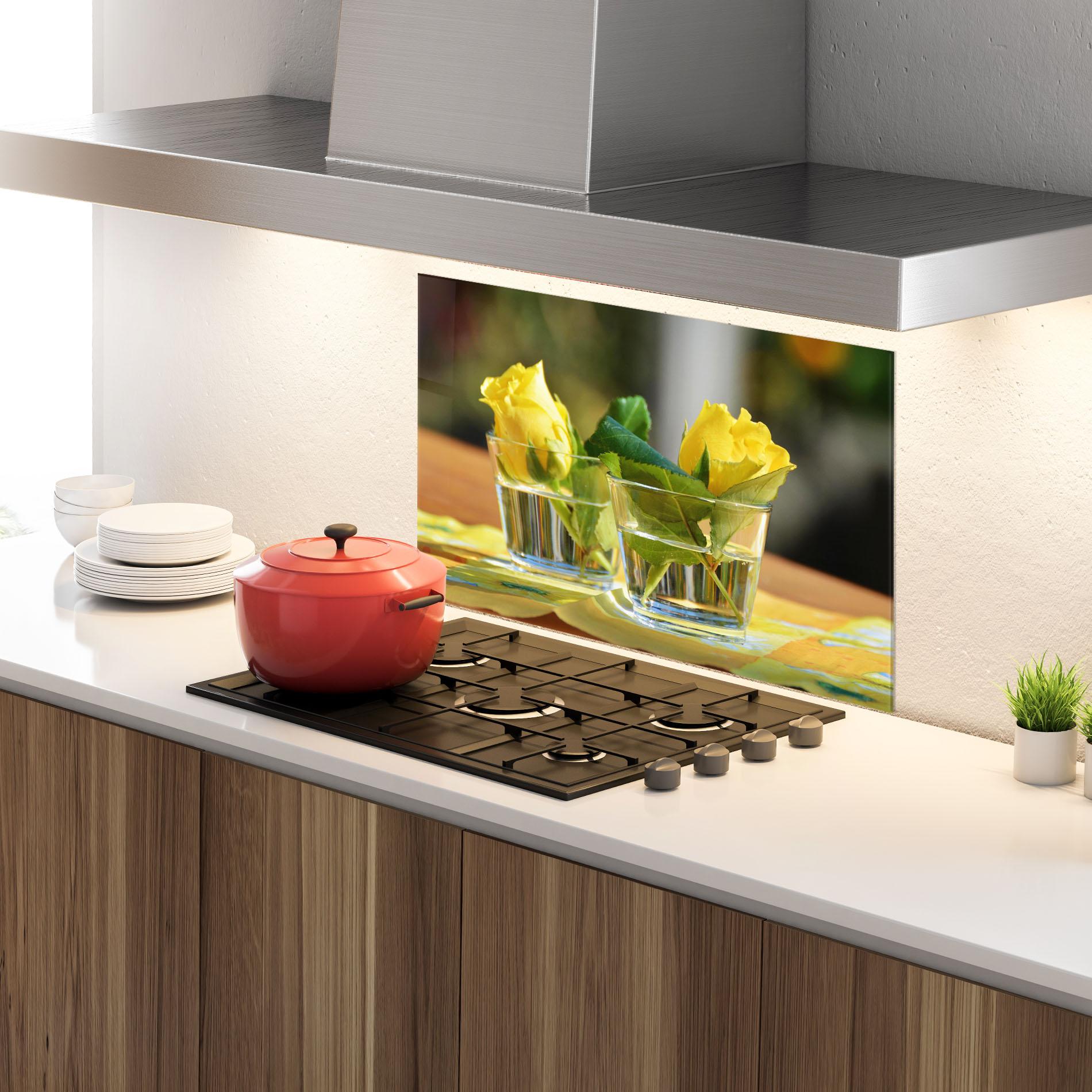 Küchenrückwand Glas Rose Yellow Vase mockup 4