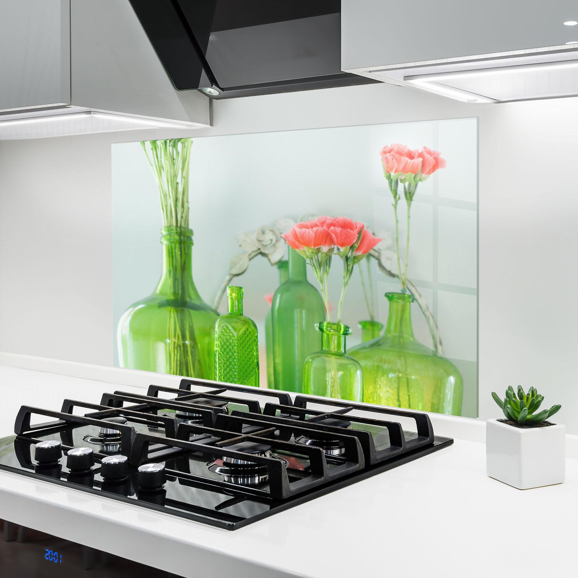 Küchenrückwand Glas Green Vase Flowers mockup 6