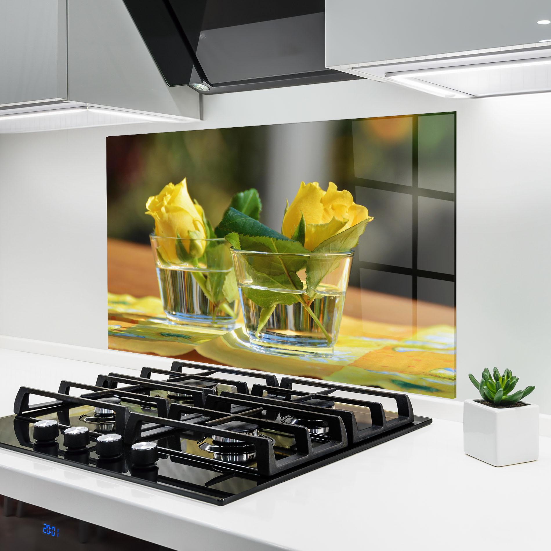 Küchenrückwand Glas Rose Yellow Vase mockup 6