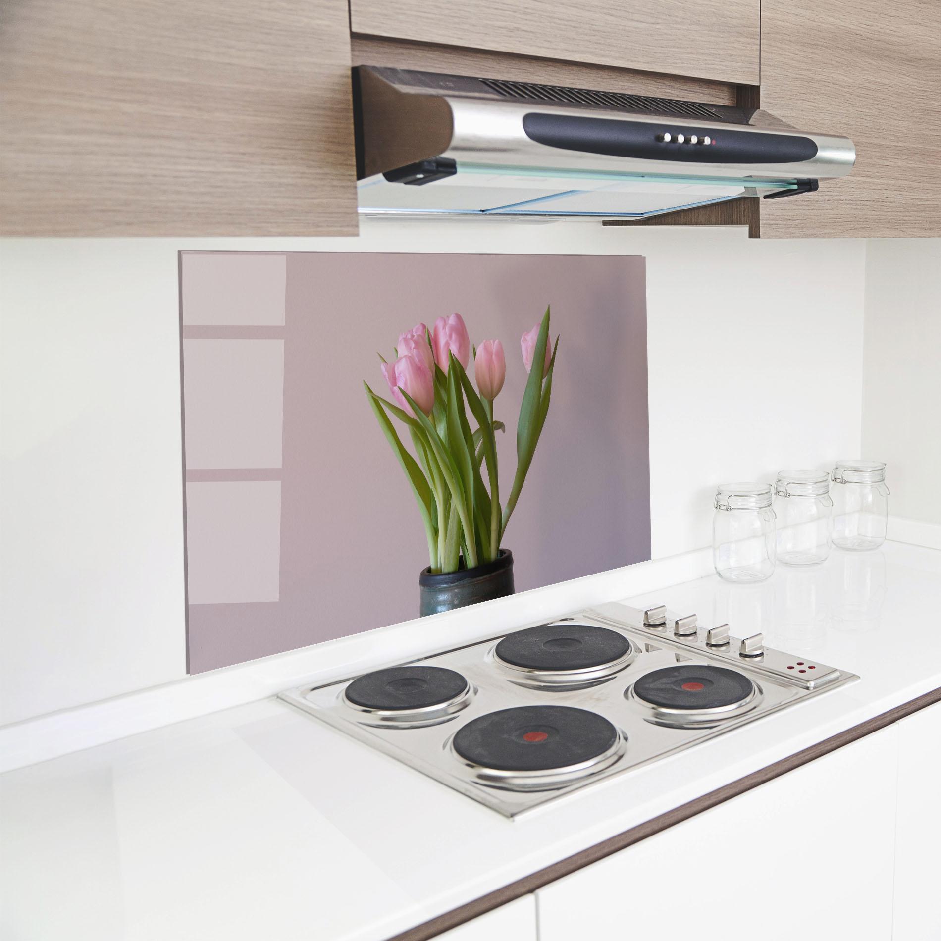 Küchenrückwand Glas Pink Tulips Vase mockup 8