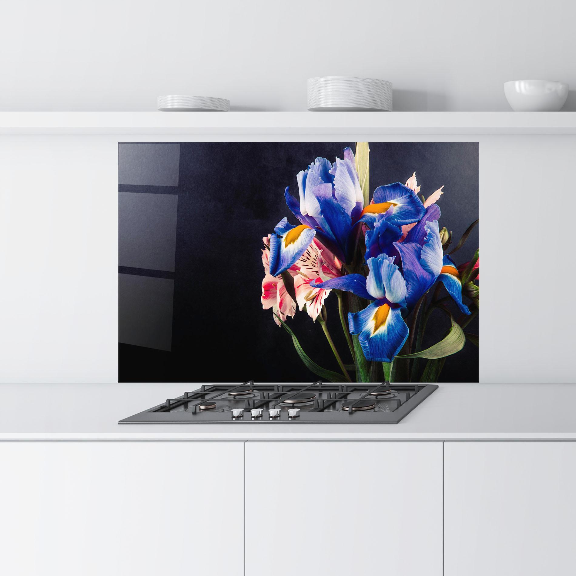 Küchenrückwand Glas Iris Bouquet mockup 9