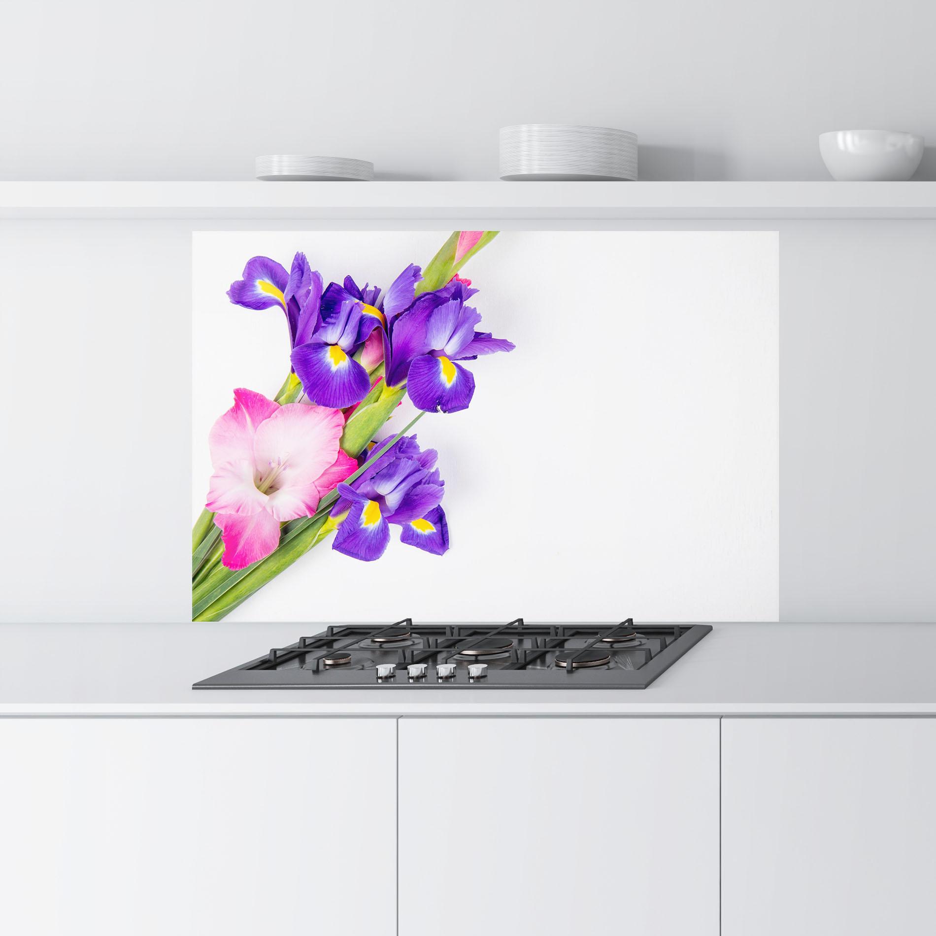 Küchenrückwand Glas Iris On The Table mockup 9