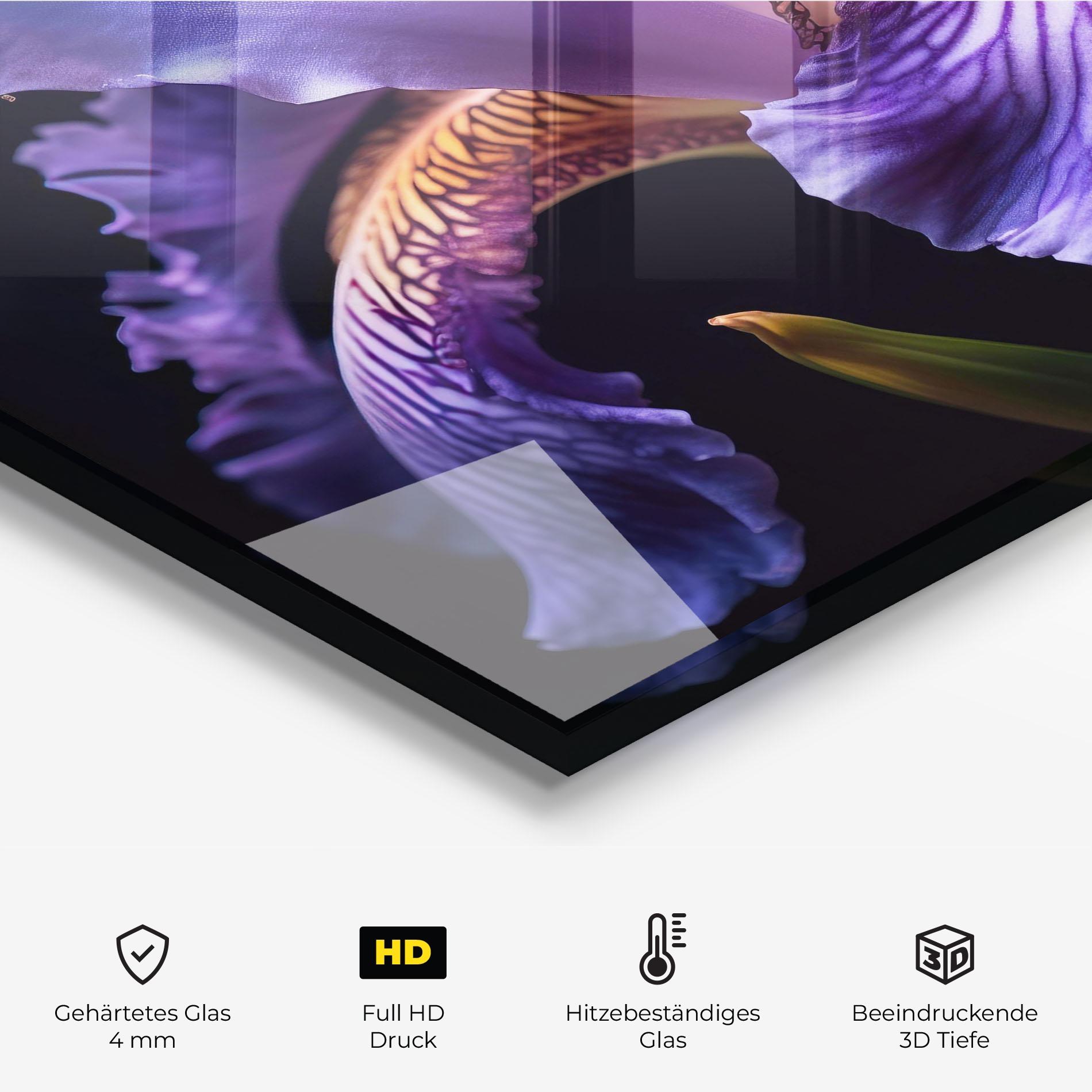 Küchenrückwand Glas Iris Beautiful Close Up mockup 2