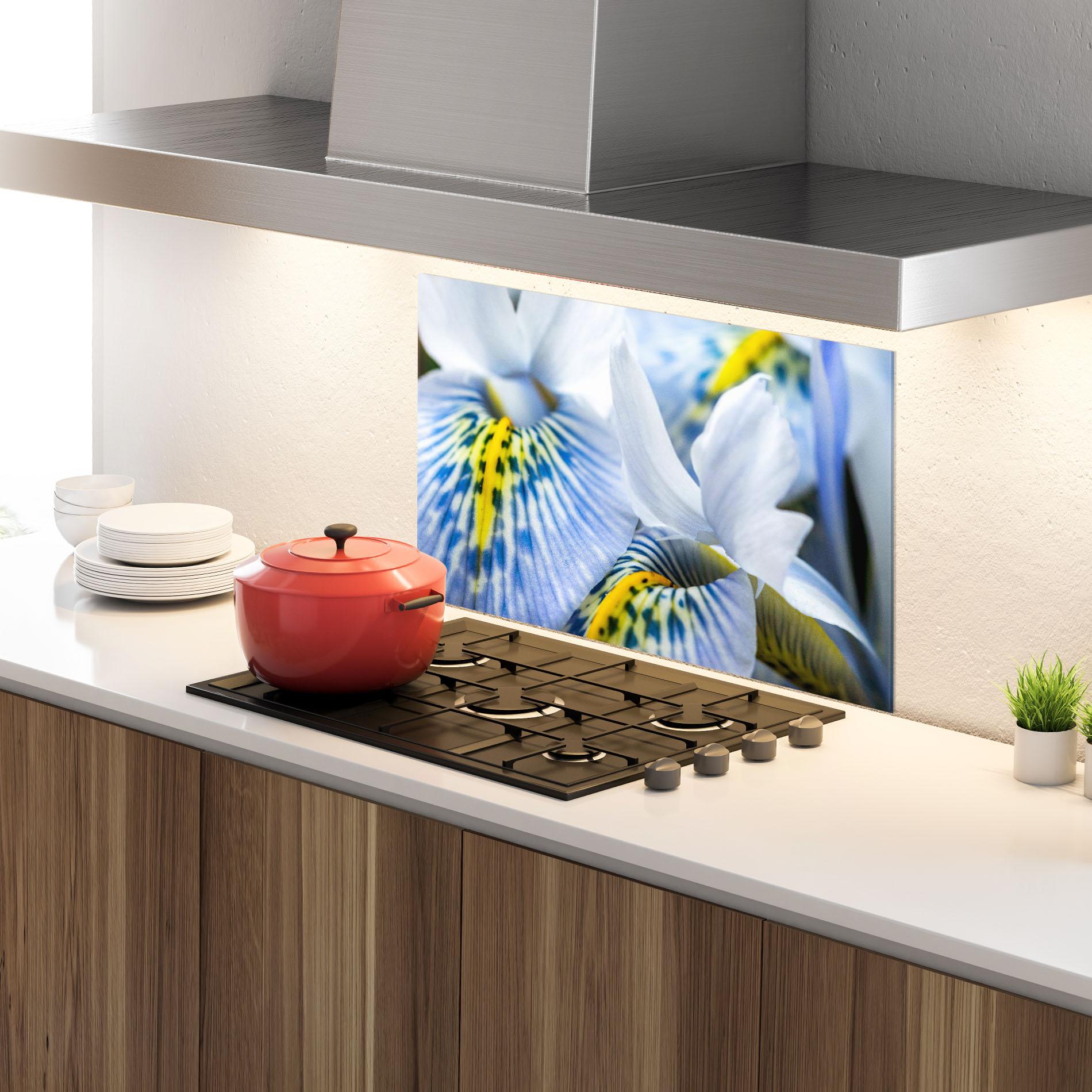 Küchenrückwand Glas Blue Yellow Iris mockup 4