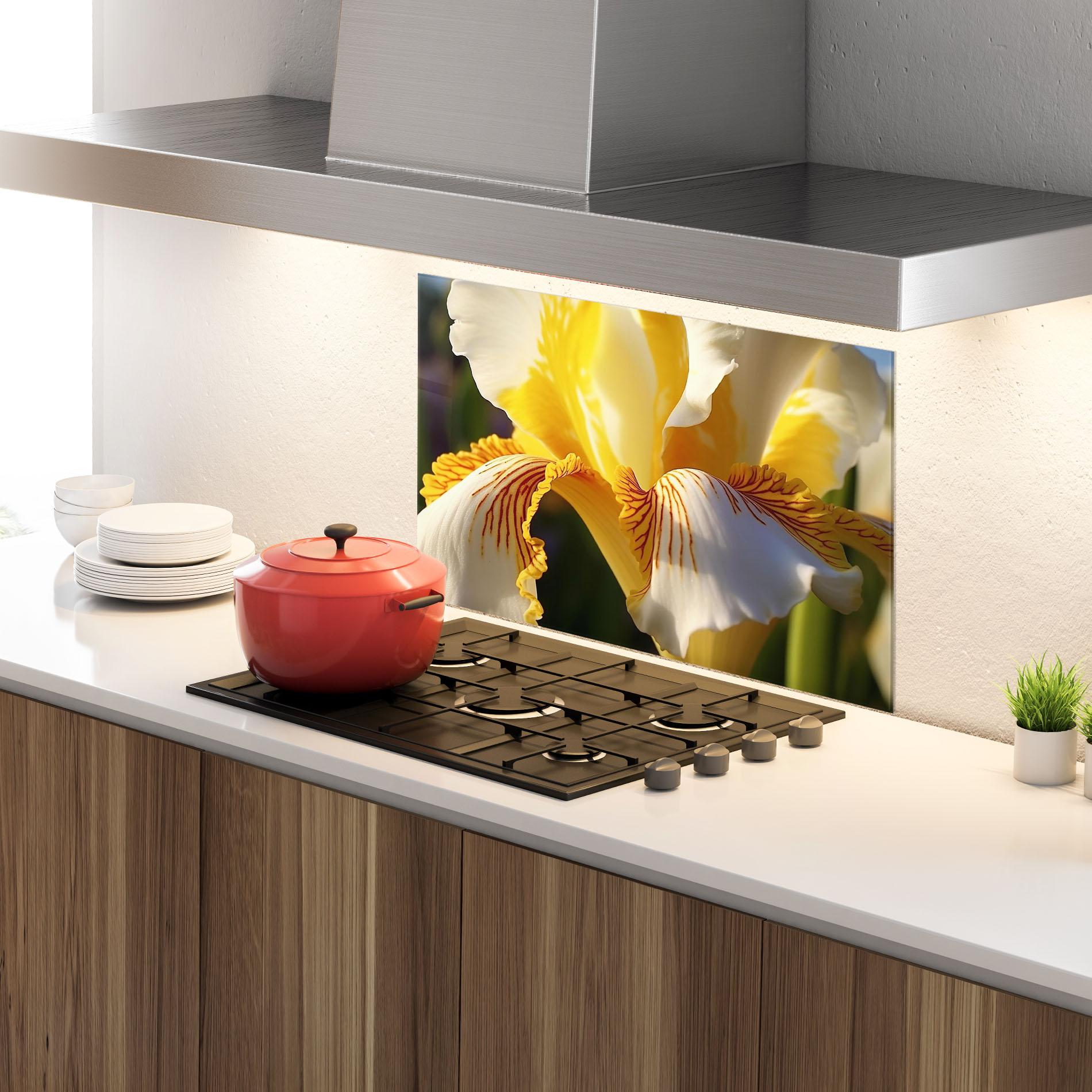 Küchenrückwand Glas Yellow Iris mockup 4