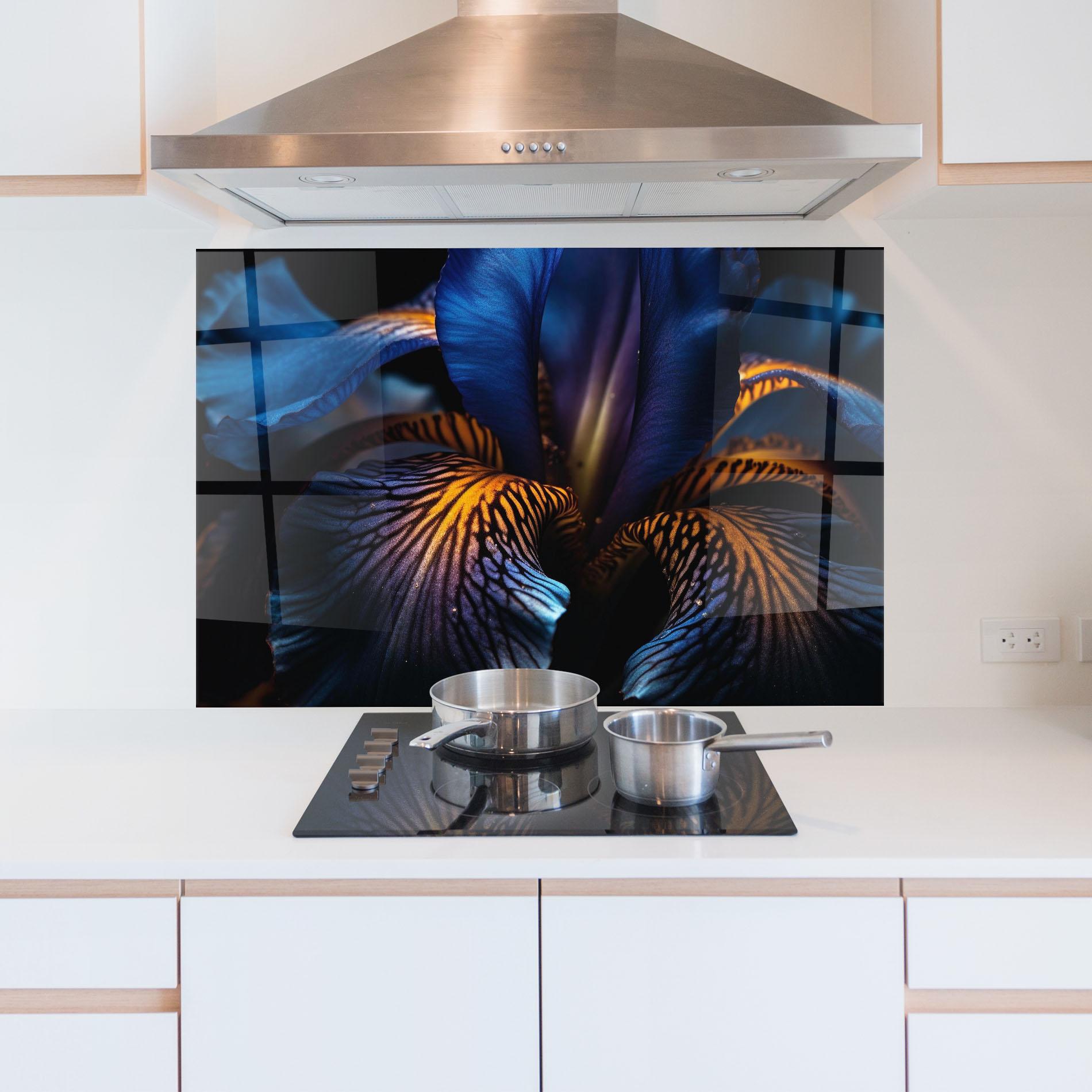 Küchenrückwand Glas Dark Yellow Iris mockup 5