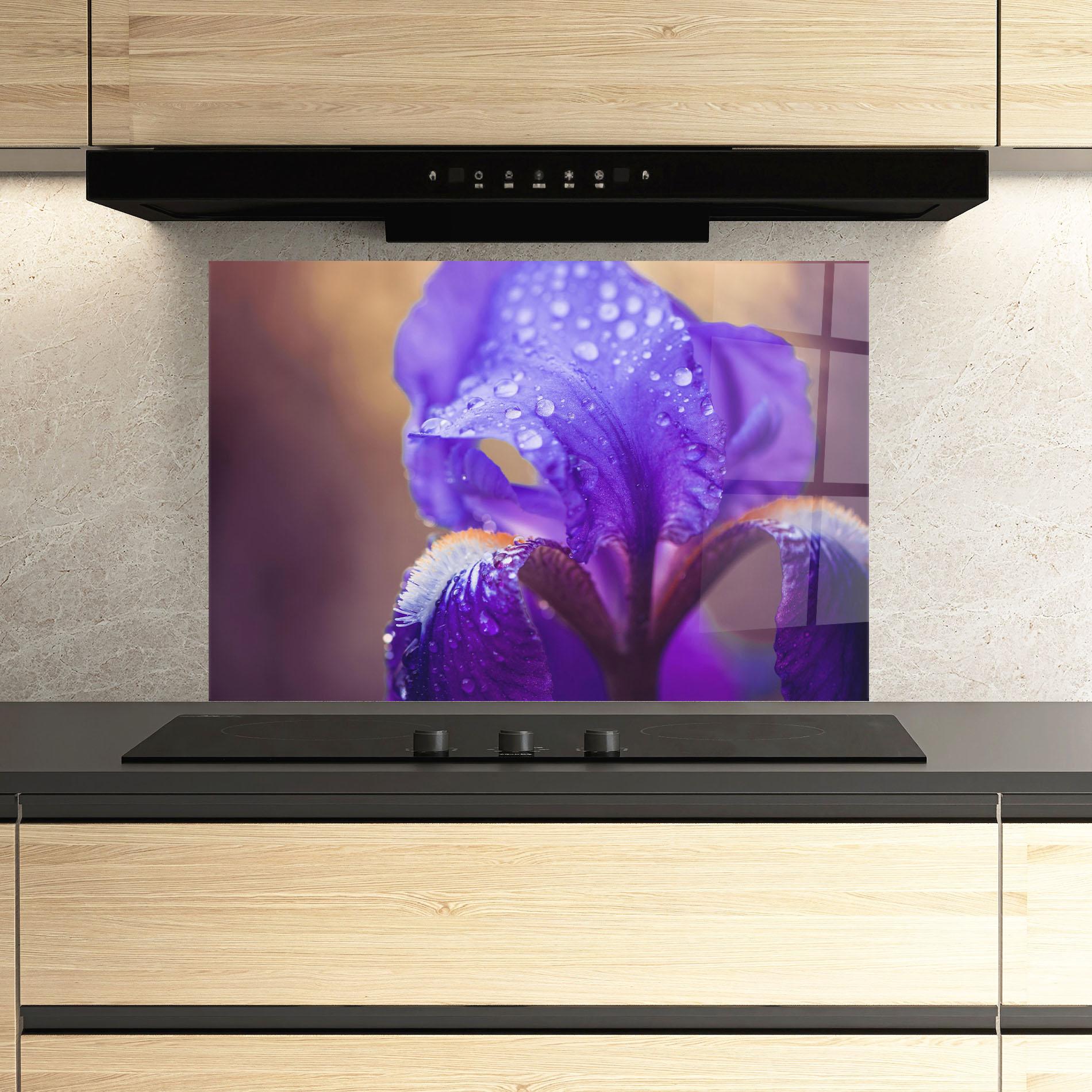 Küchenrückwand Glas Iris Aftger Rain mockup 3