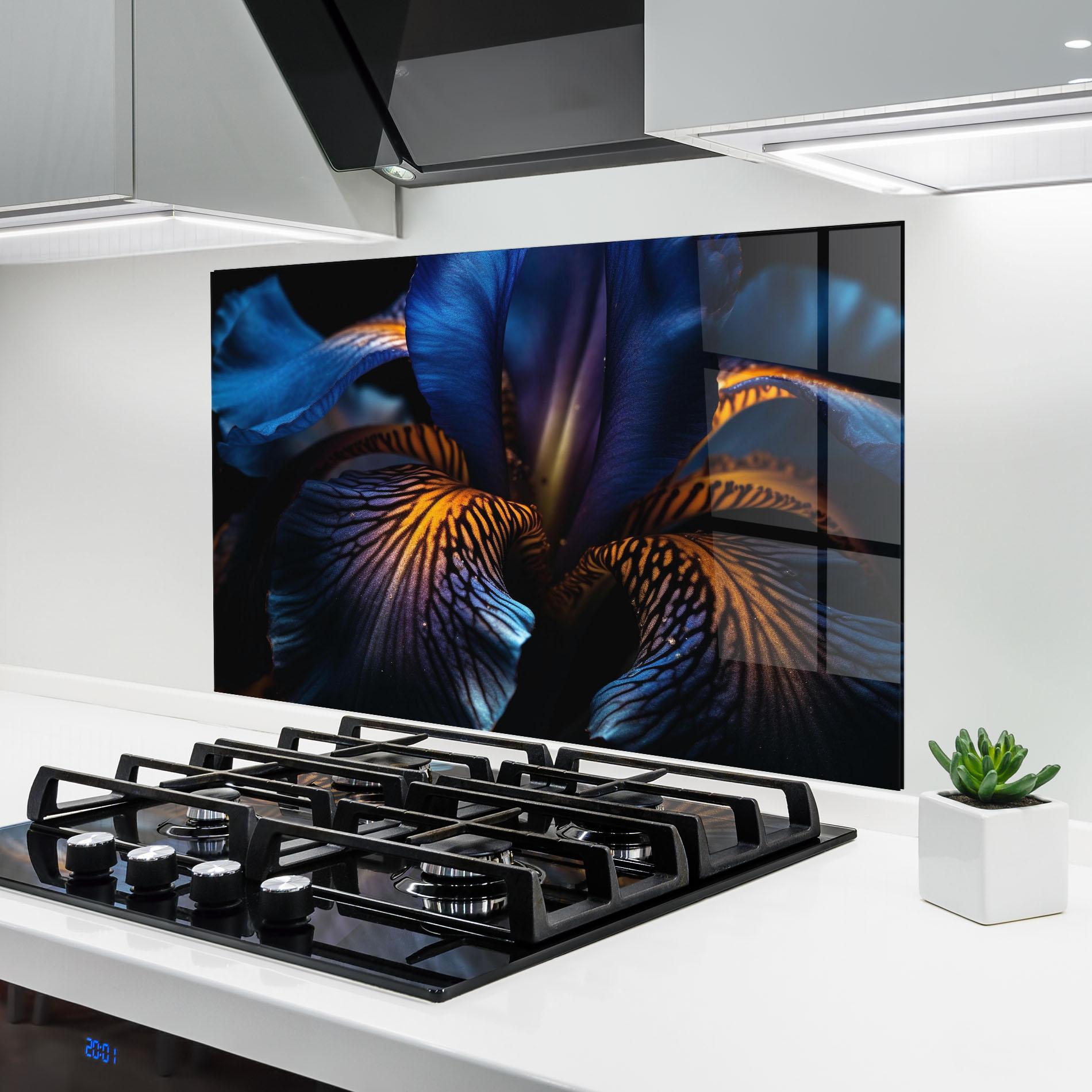 Küchenrückwand Glas Dark Yellow Iris mockup 6