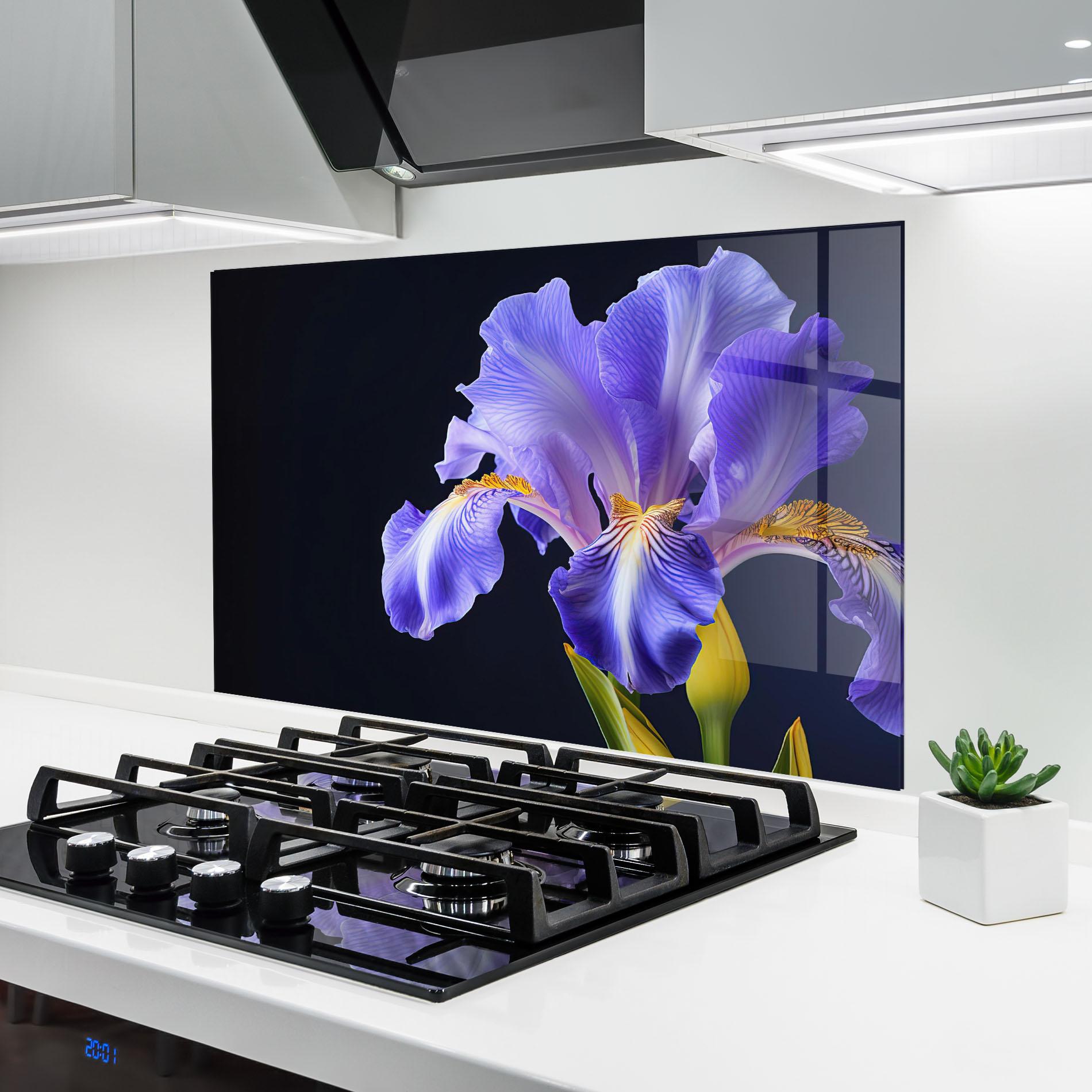 Küchenrückwand Glas Purple Iris On Black mockup 6