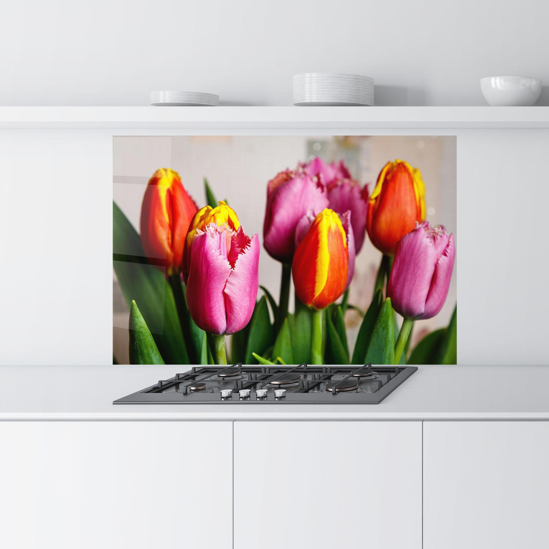Küchenrückwand Glas Pink Orange Tulips mockup 9