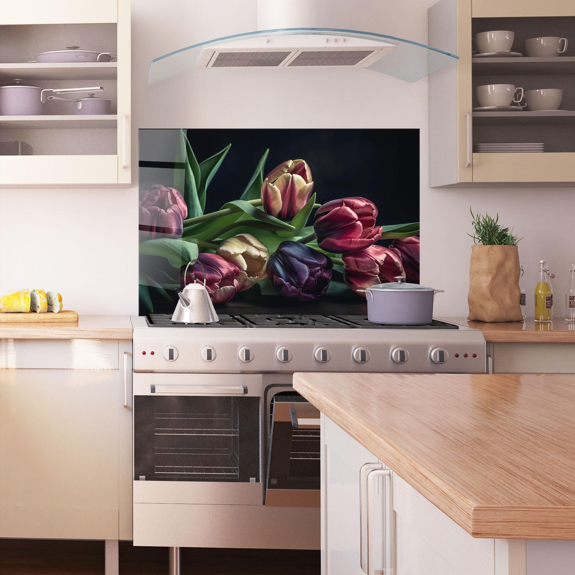 Küchenrückwand Glas Dark Purple Tulip mockup 1