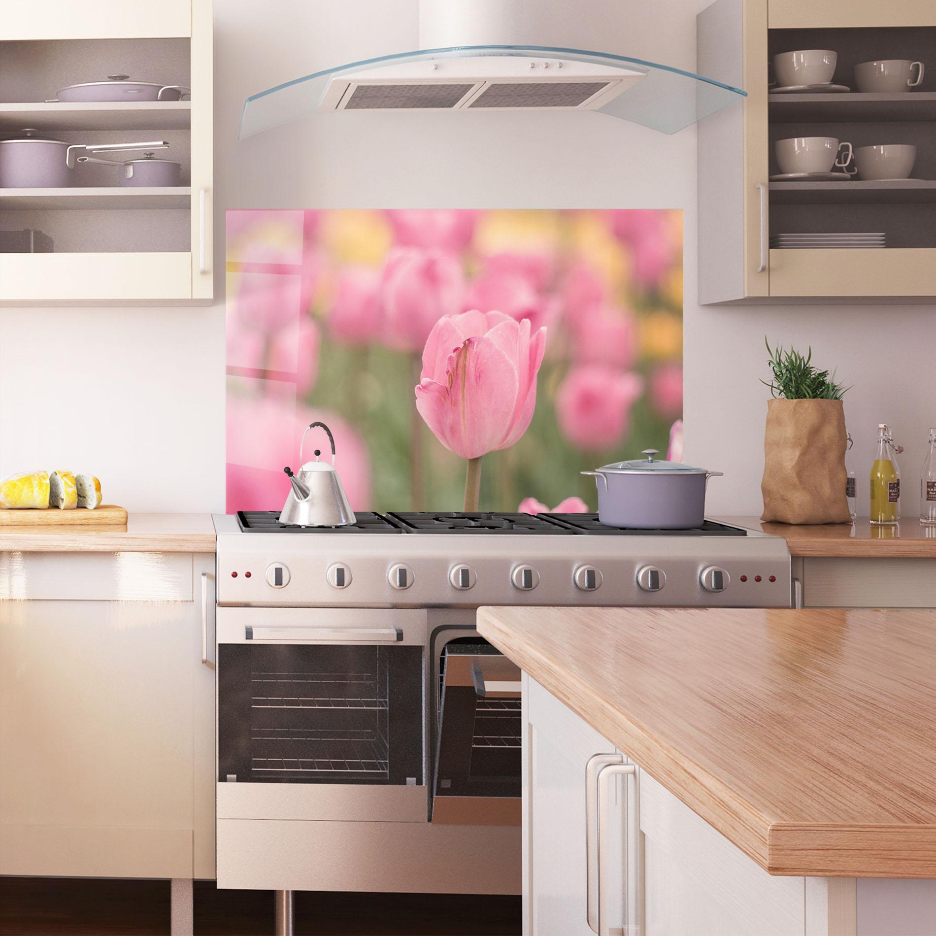 Küchenrückwand Glas Pastel Tulips In Garden mockup 1
