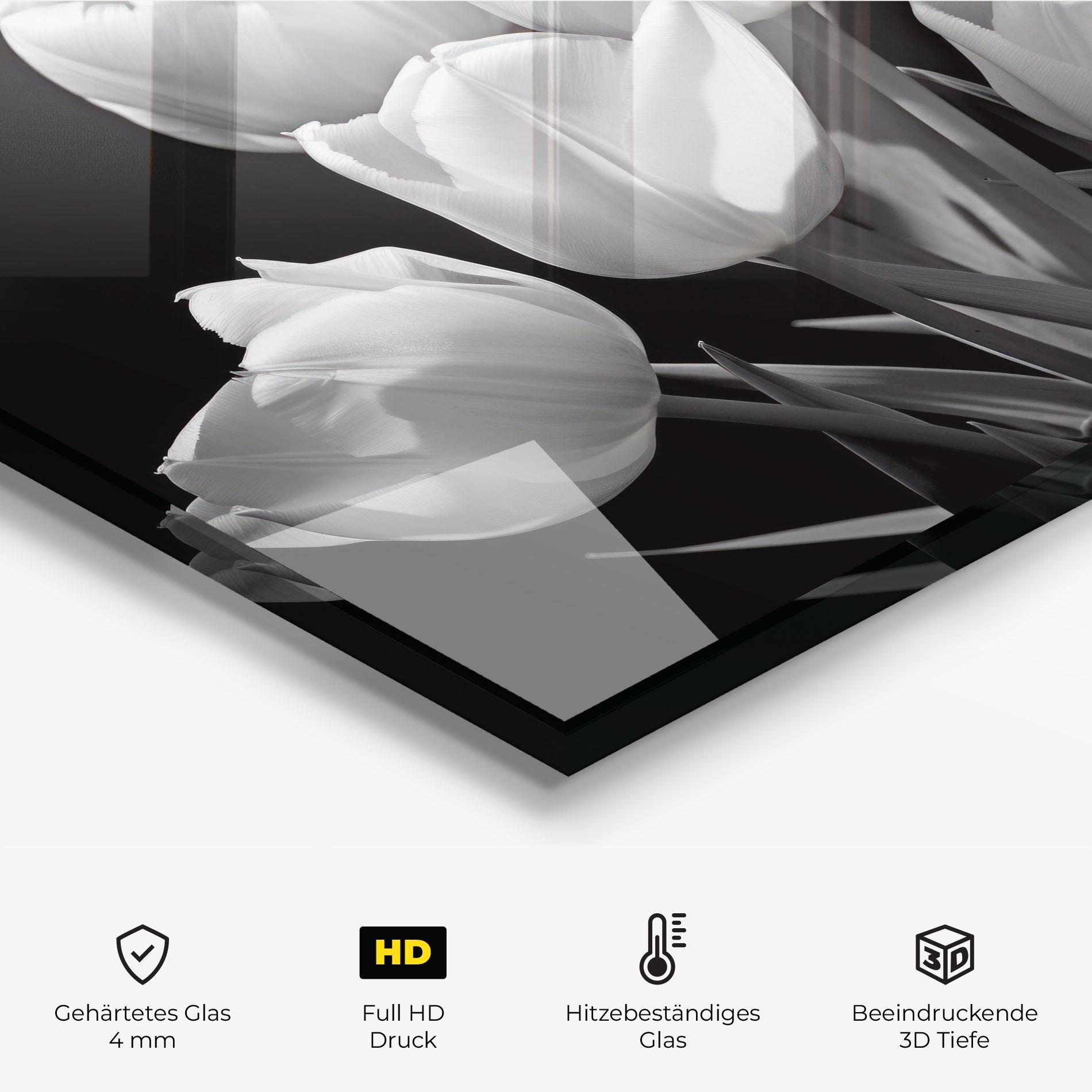 Küchenrückwand Glas Light Grey Tulips mockup 2