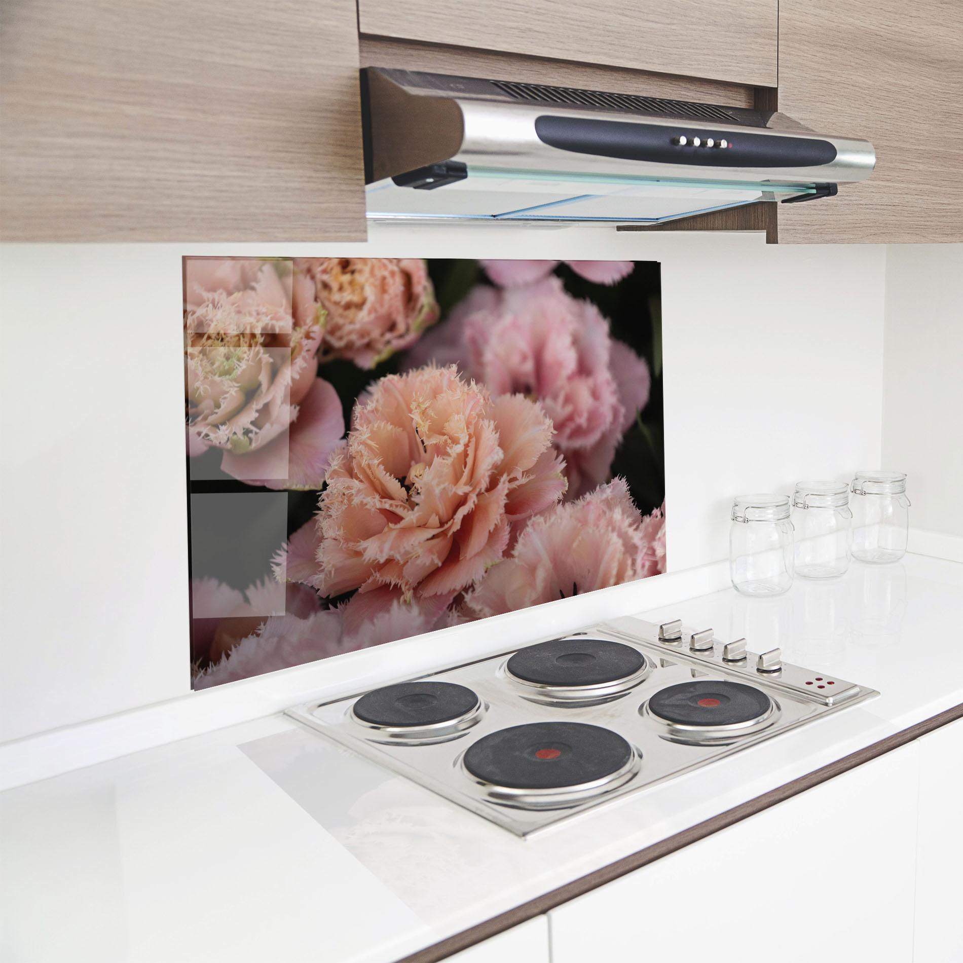 Küchenrückwand Glas Pastel Fringed Tulips mockup 8