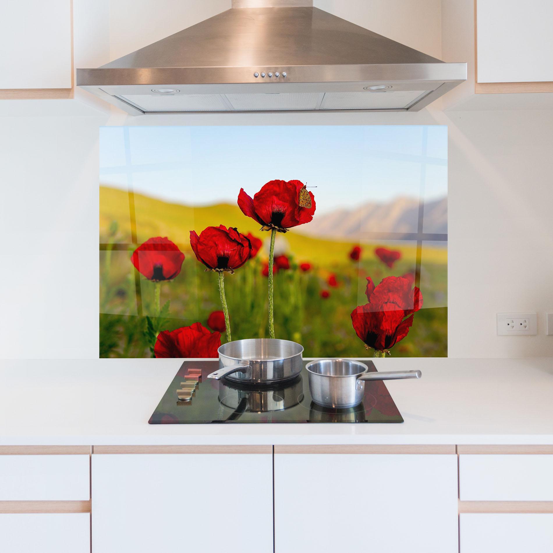 Küchenrückwand Glas Wild Beautiful Poppies mockup 5