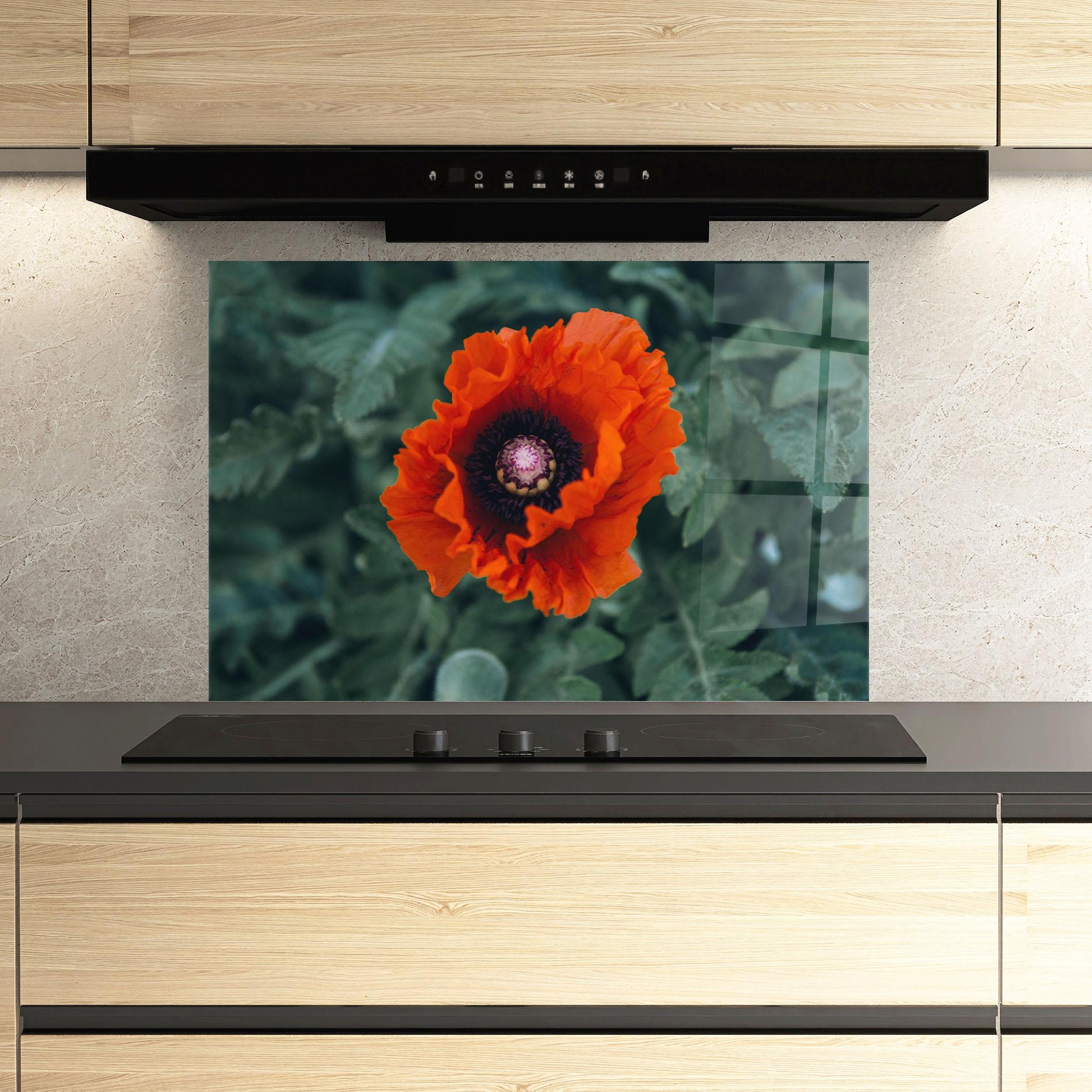 Küchenrückwand Glas Poppy From The Garden mockup 3