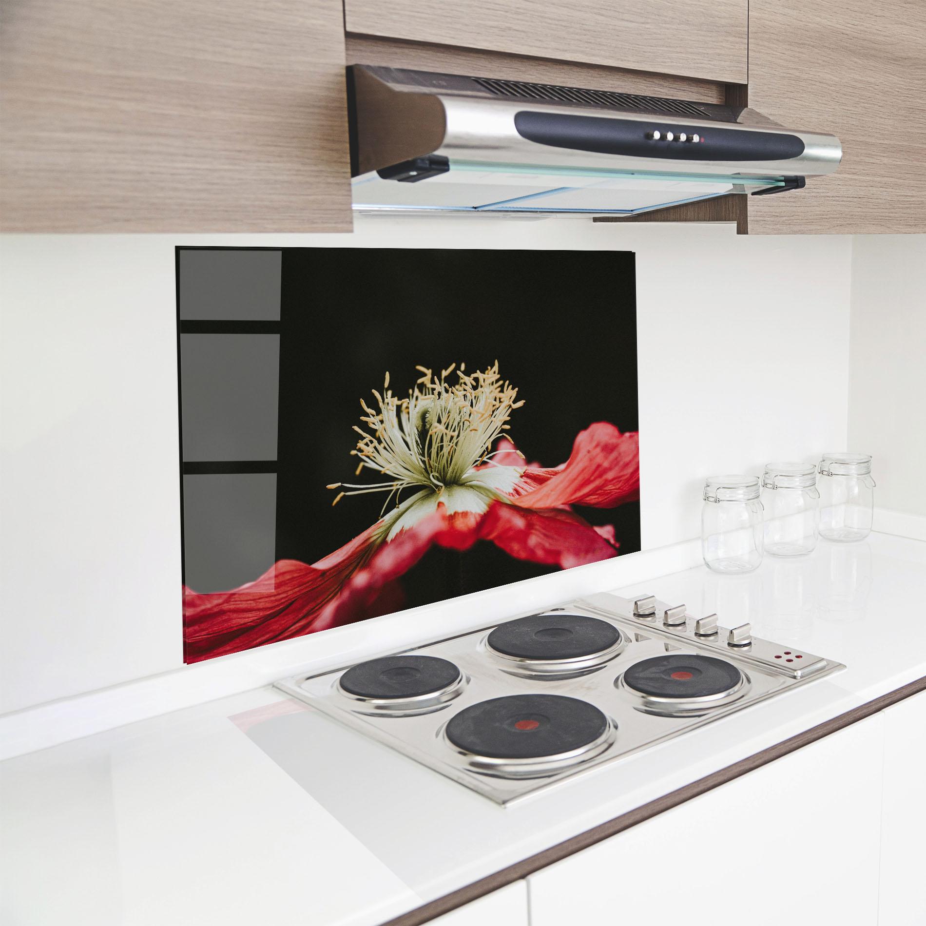Küchenrückwand Glas Open Poppy Close Up mockup 8