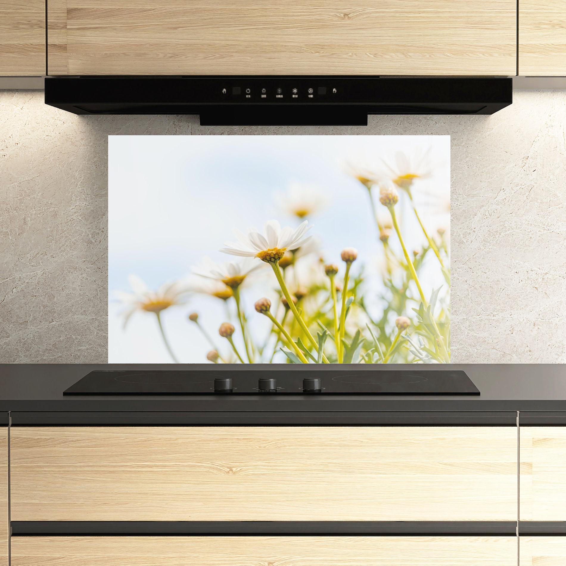 Küchenrückwand Glas Dreamy Daisy mockup 3