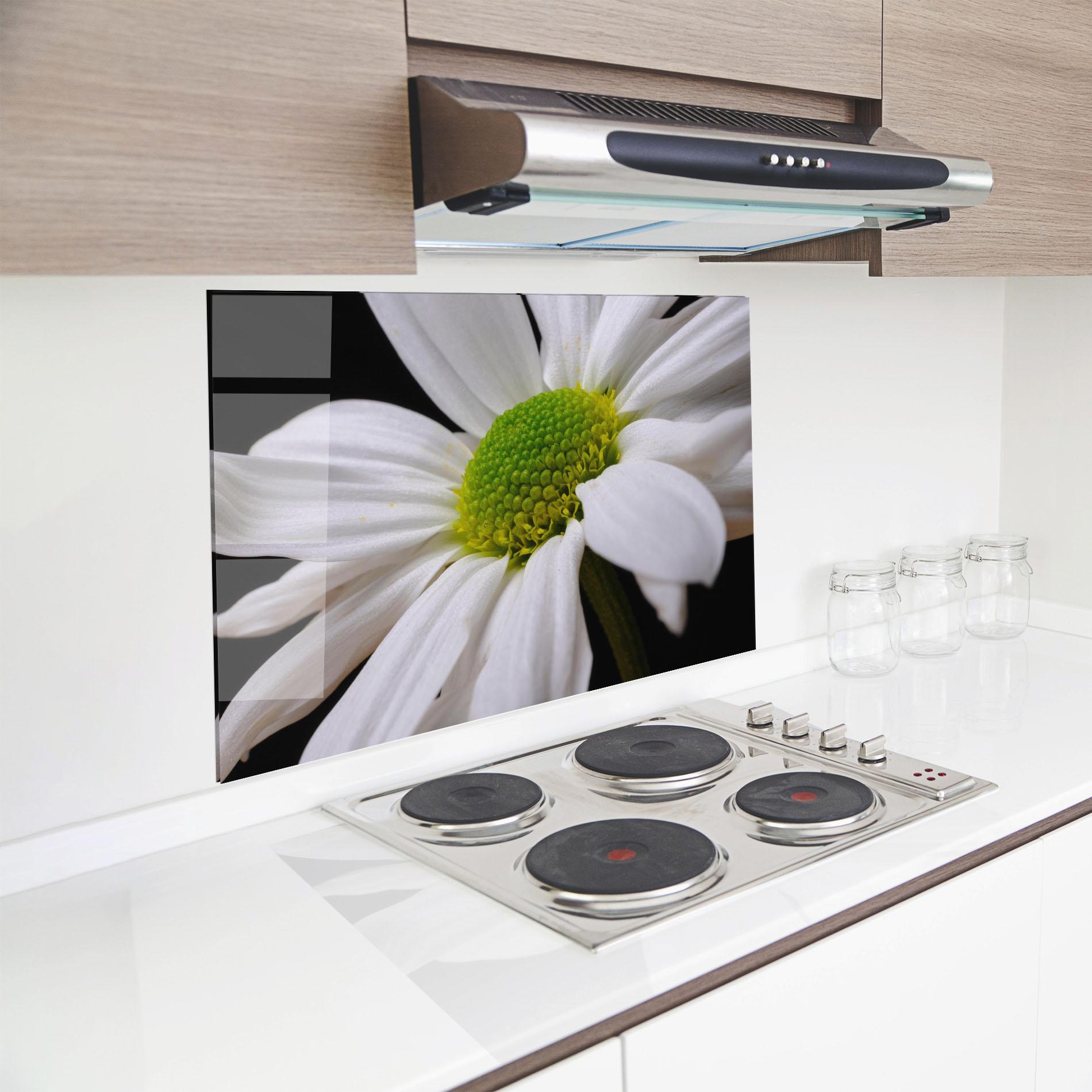 Küchenrückwand Glas Green Middle Daisy mockup 8