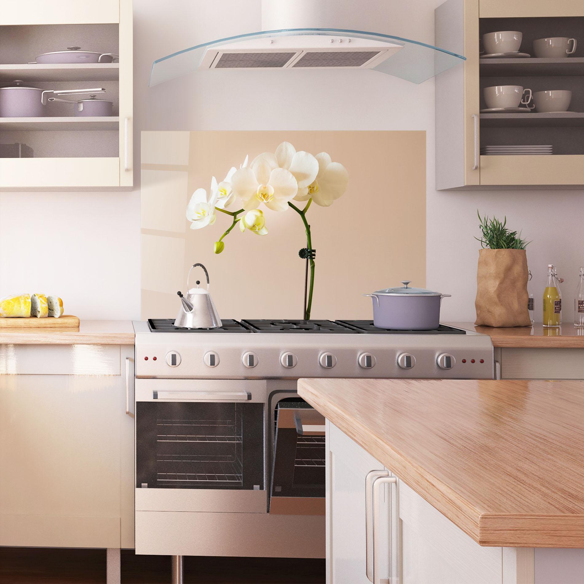 Küchenrückwand Glas Cream Orchid On Pink mockup 1