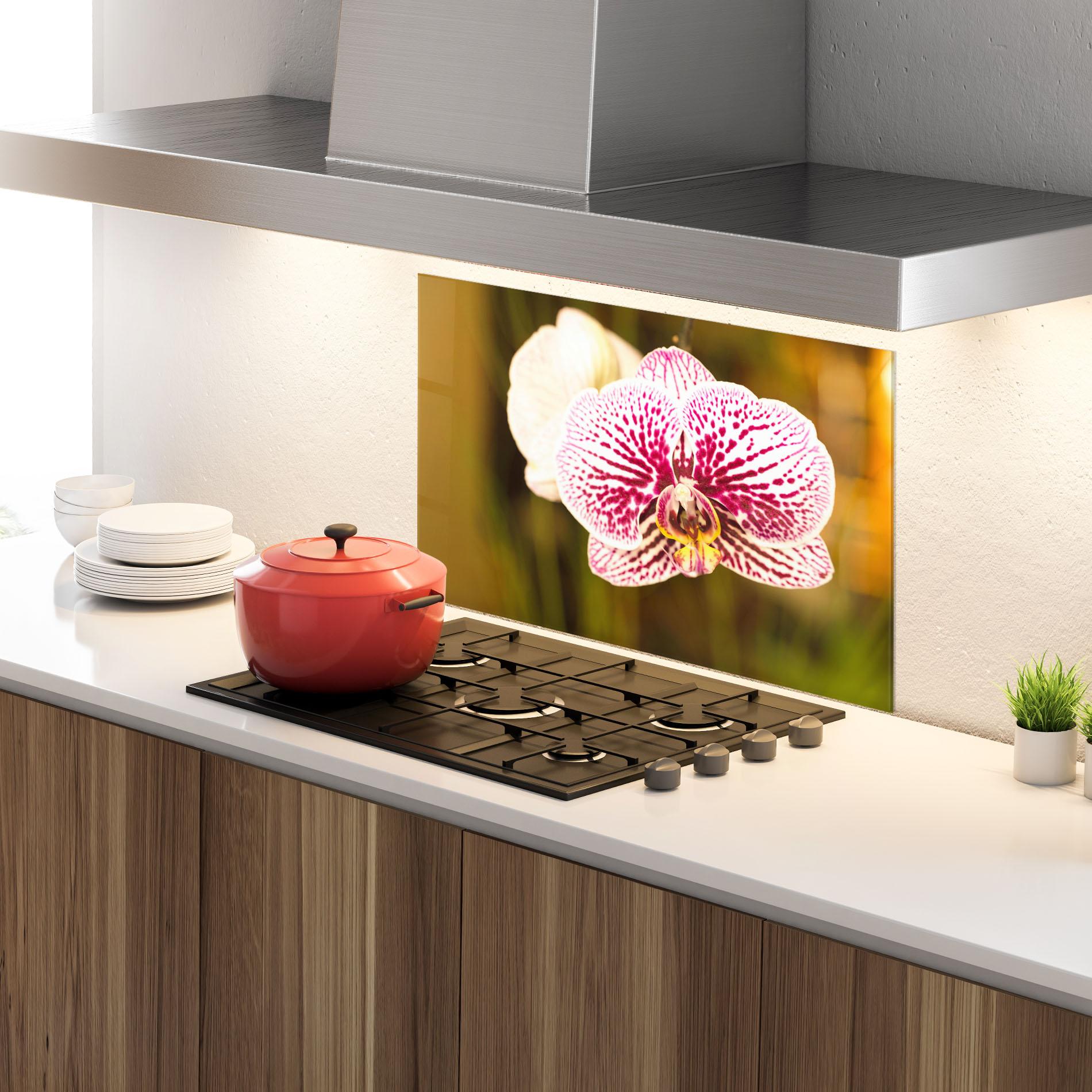 Küchenrückwand Glas Garden Orchids mockup 4