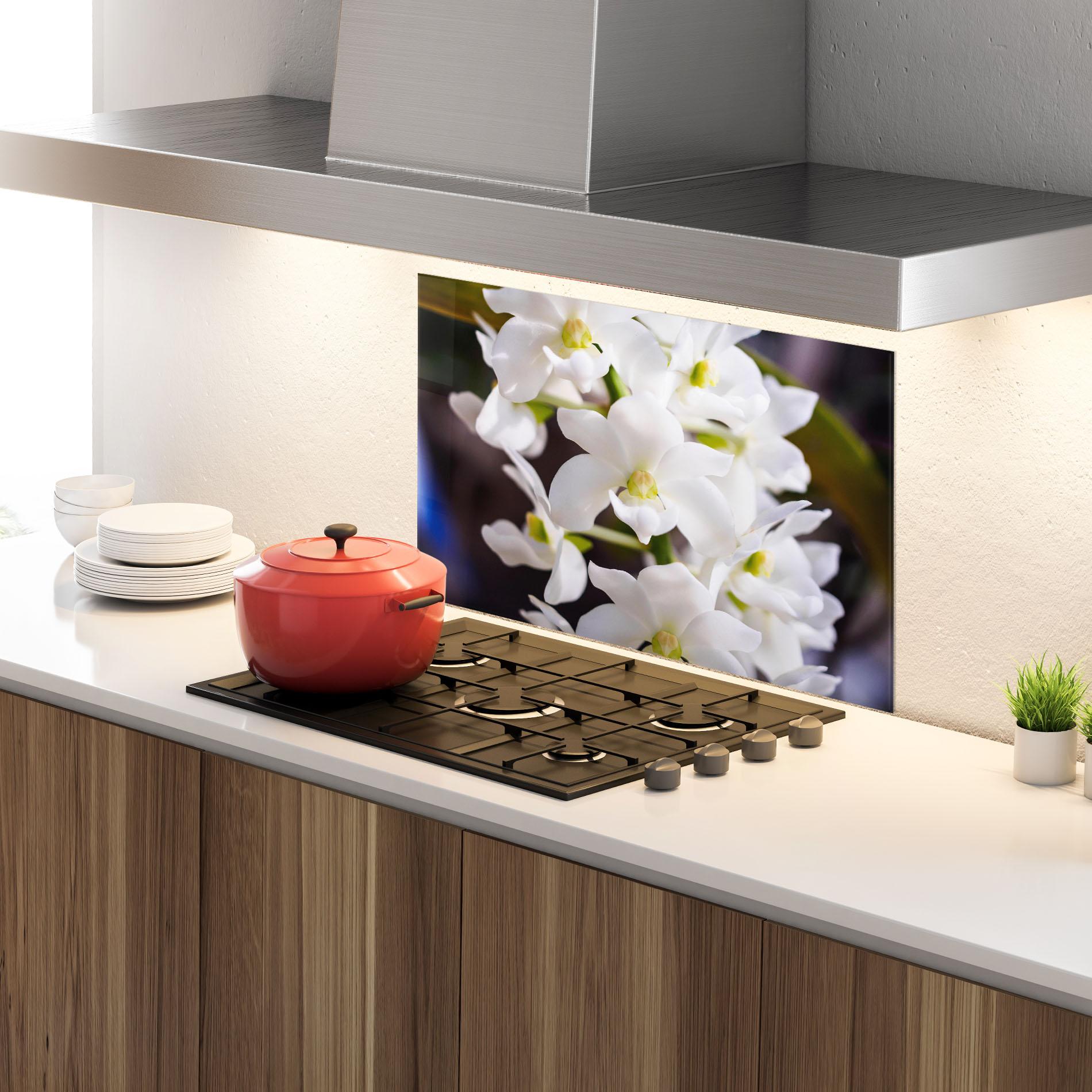 Küchenrückwand Glas Small White Orchids mockup 4