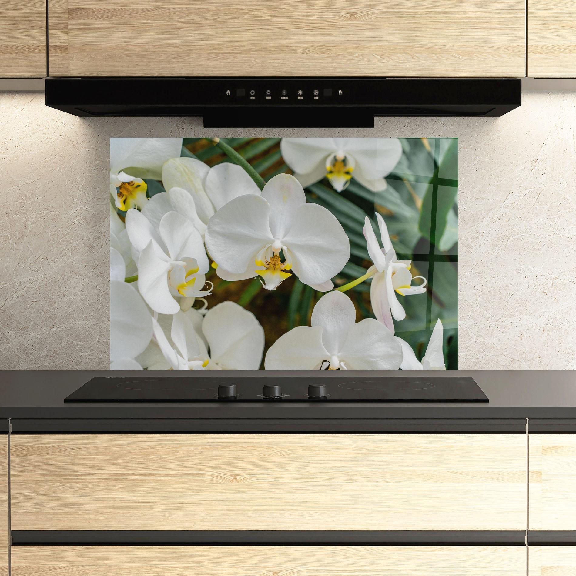 Küchenrückwand Glas Orchids In Nature mockup 3