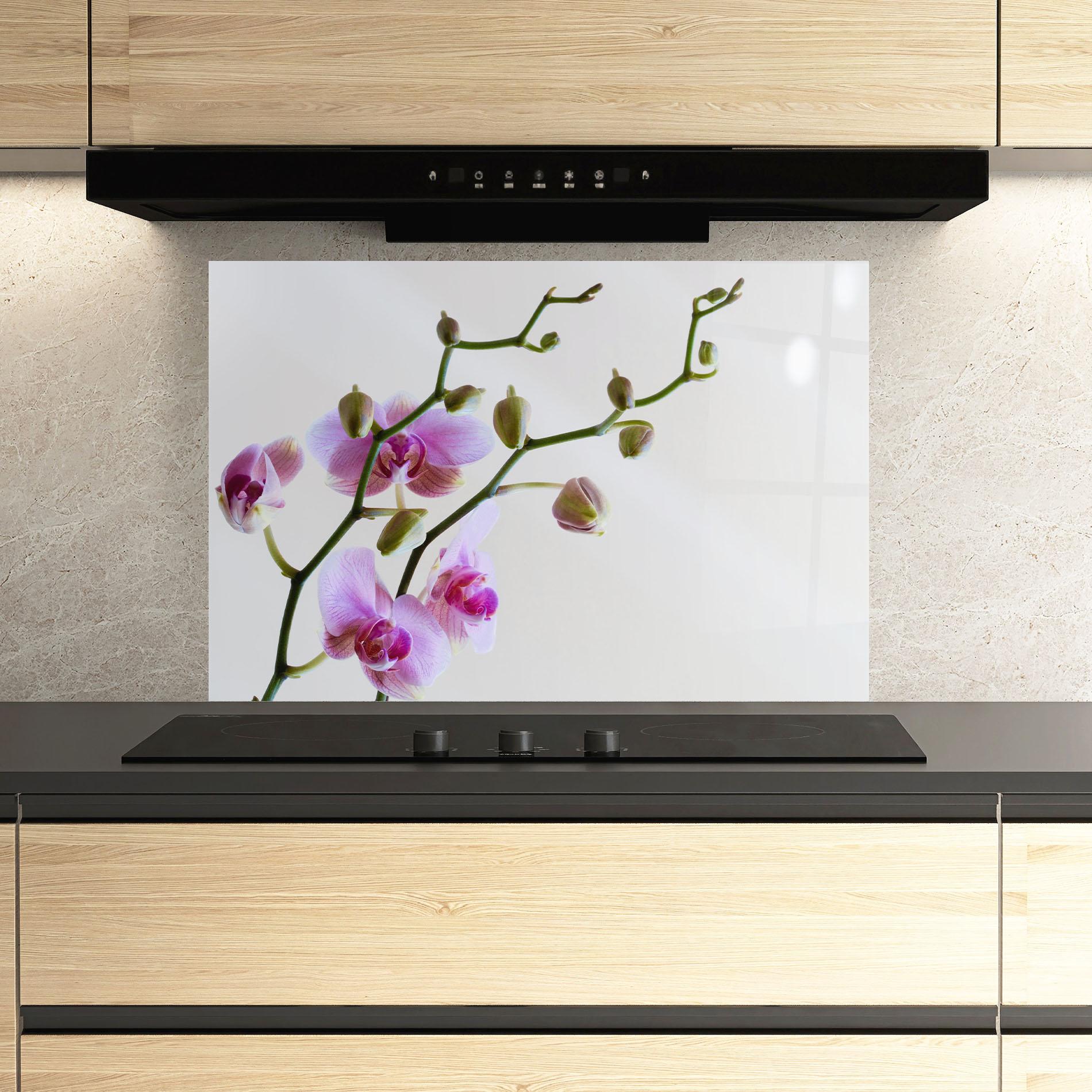 Küchenrückwand Glas Purple Orchid On Grey mockup 3