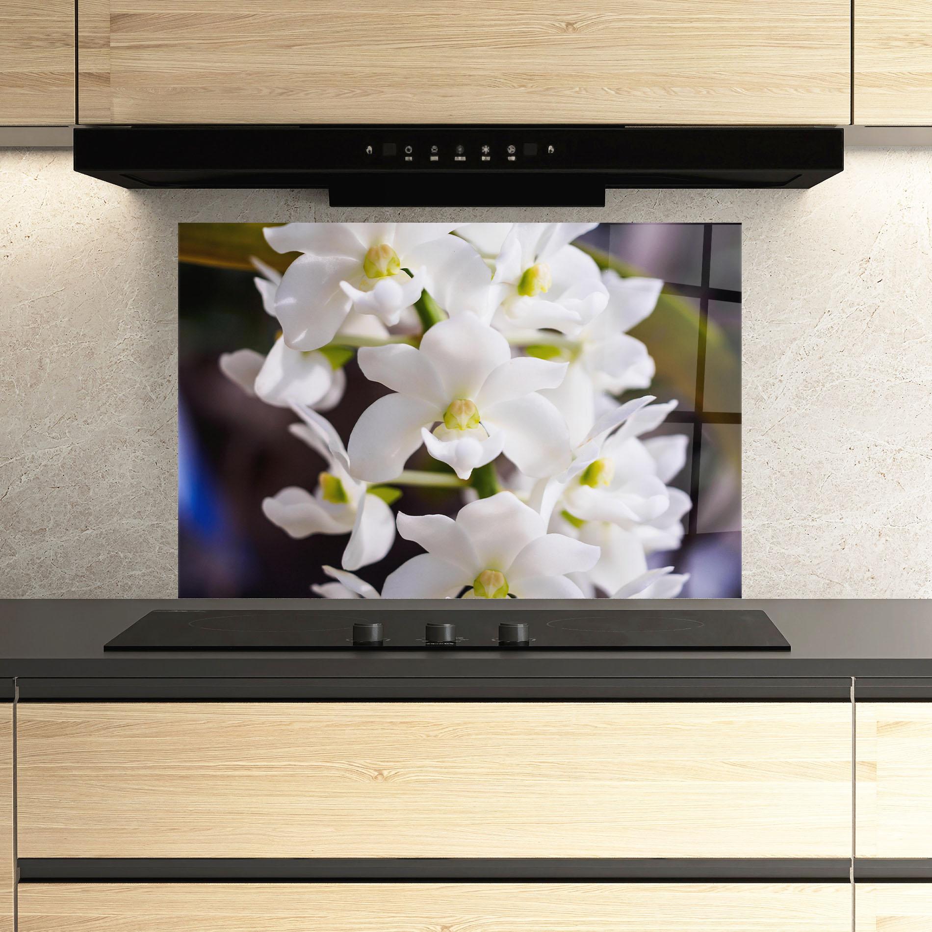 Küchenrückwand Glas Small White Orchids mockup 3