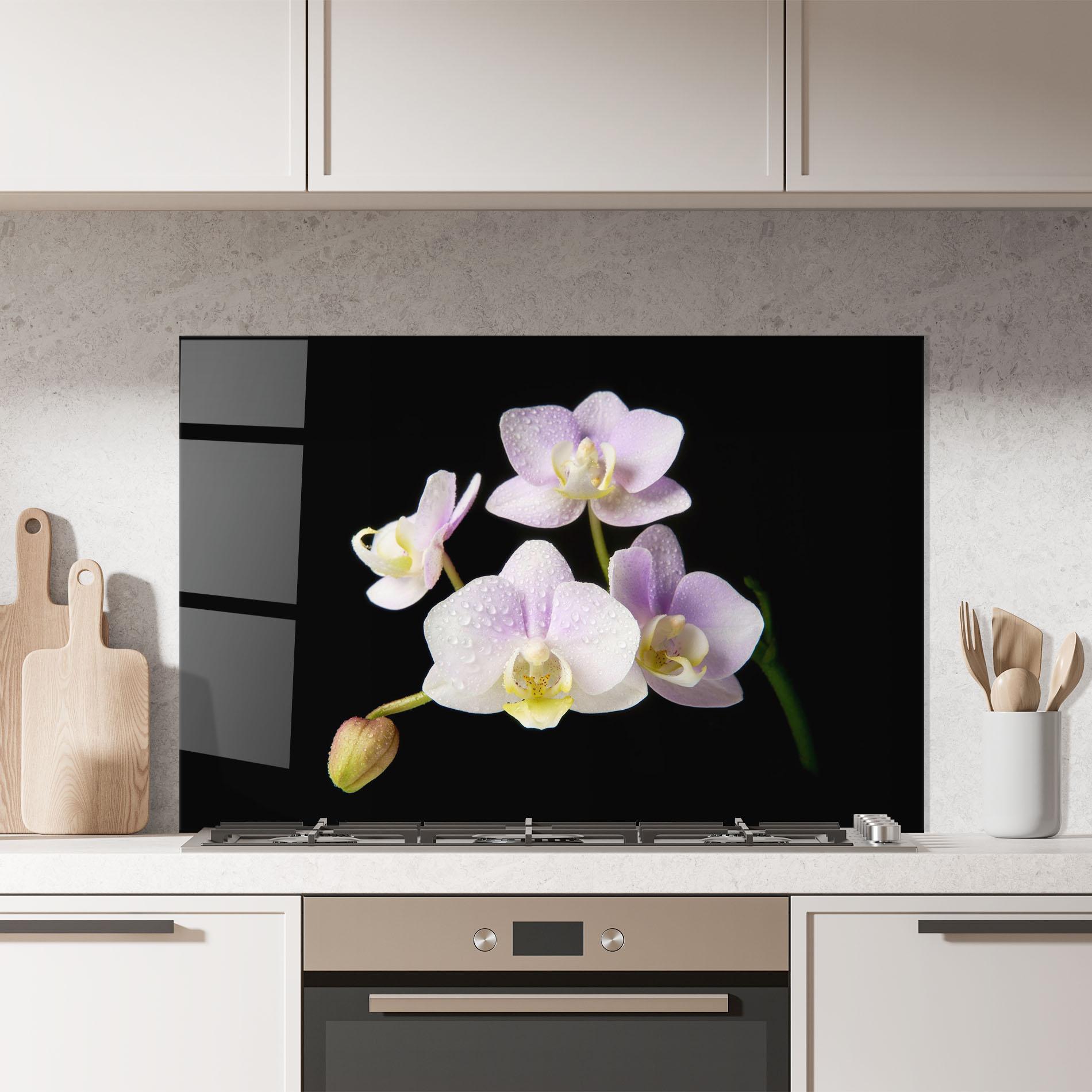 Küchenrückwand Glas Light Purple Orchid On Black mockup 7