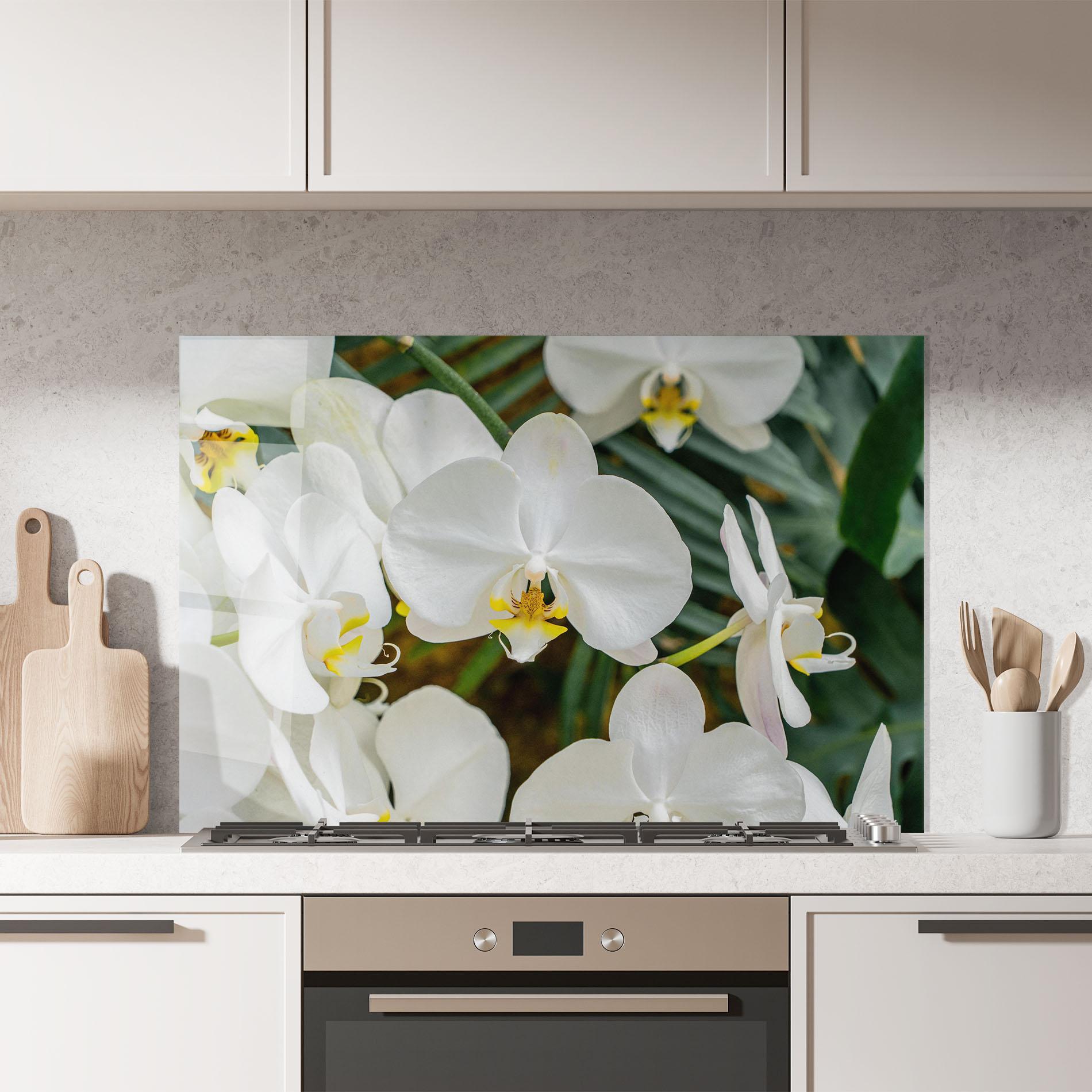 Küchenrückwand Glas Orchids In Nature mockup 7