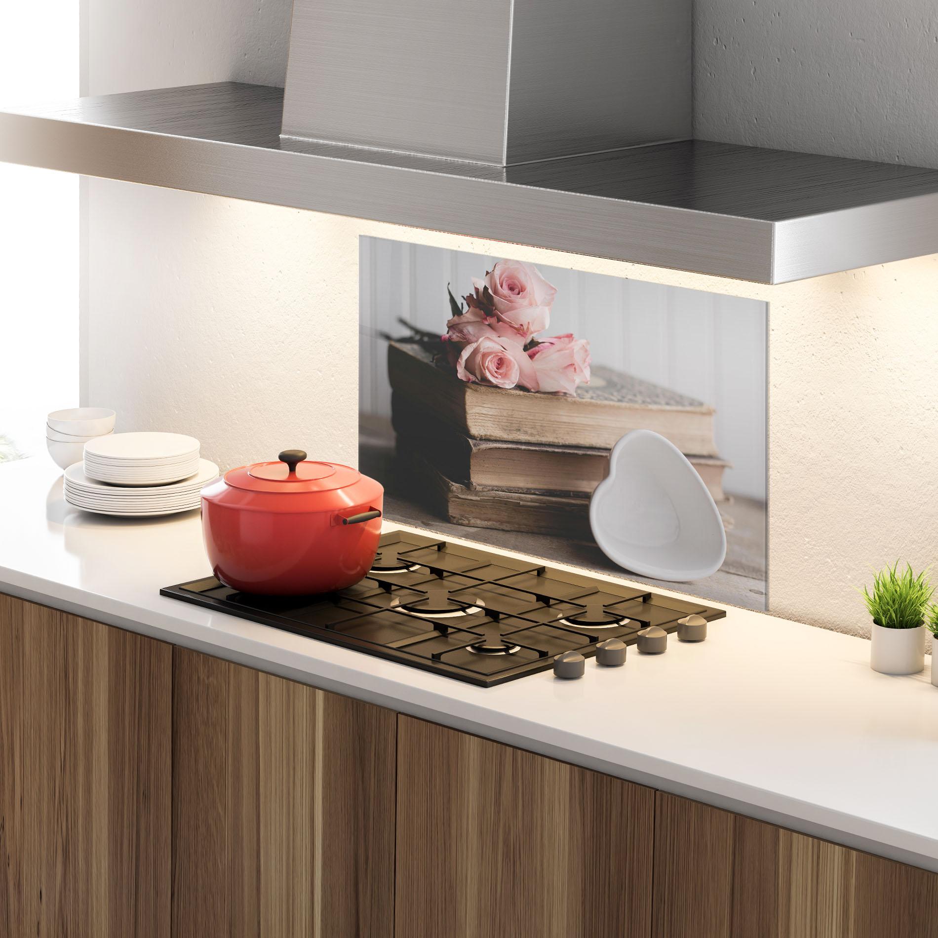 Küchenrückwand Glas Books With Roses mockup 4