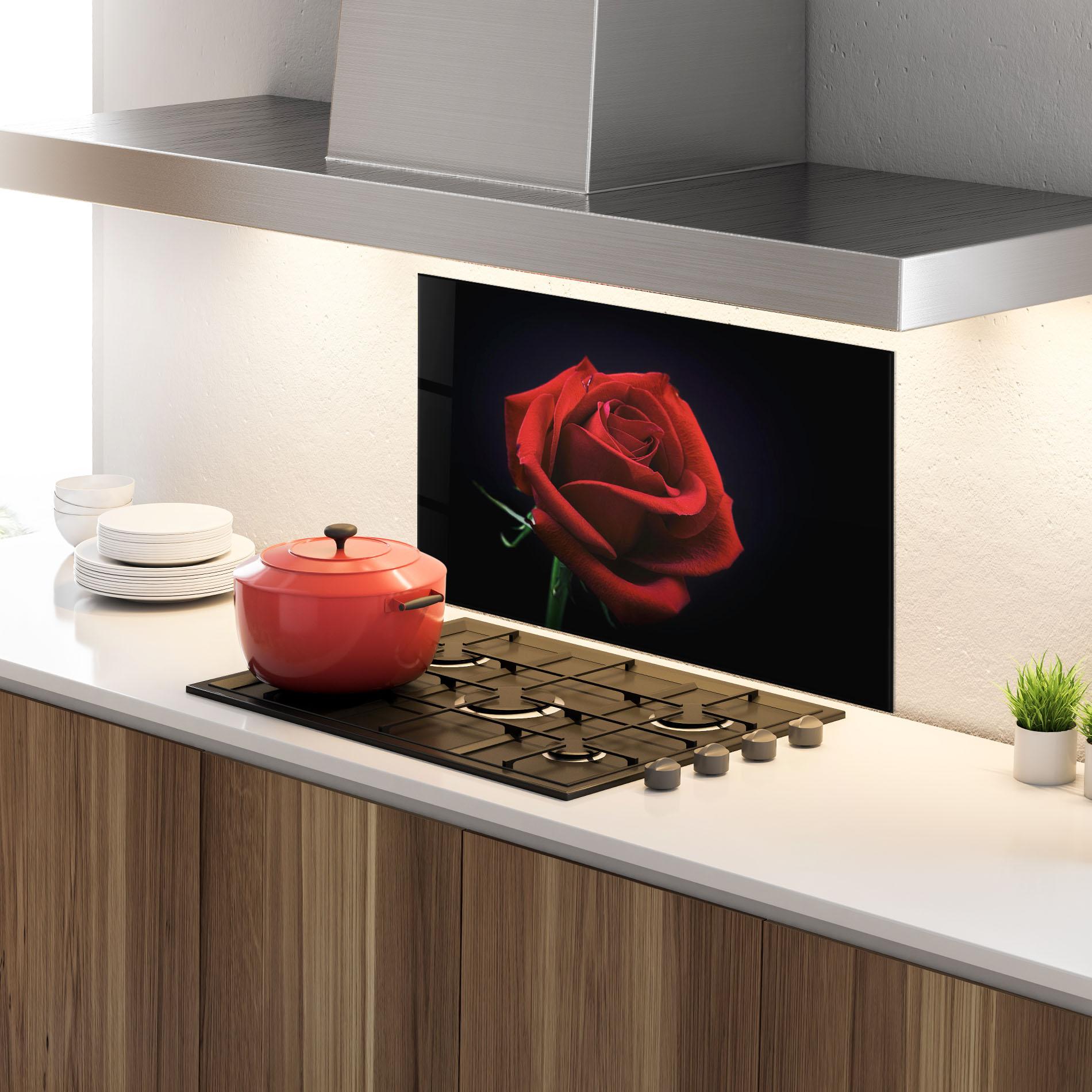 Küchenrückwand Glas Red Rose Close Up mockup 4