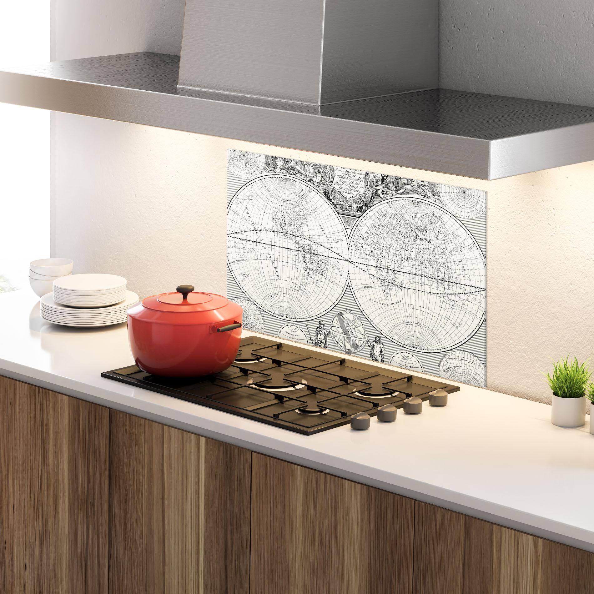 Küchenrückwand Glas Black White Map mockup 4