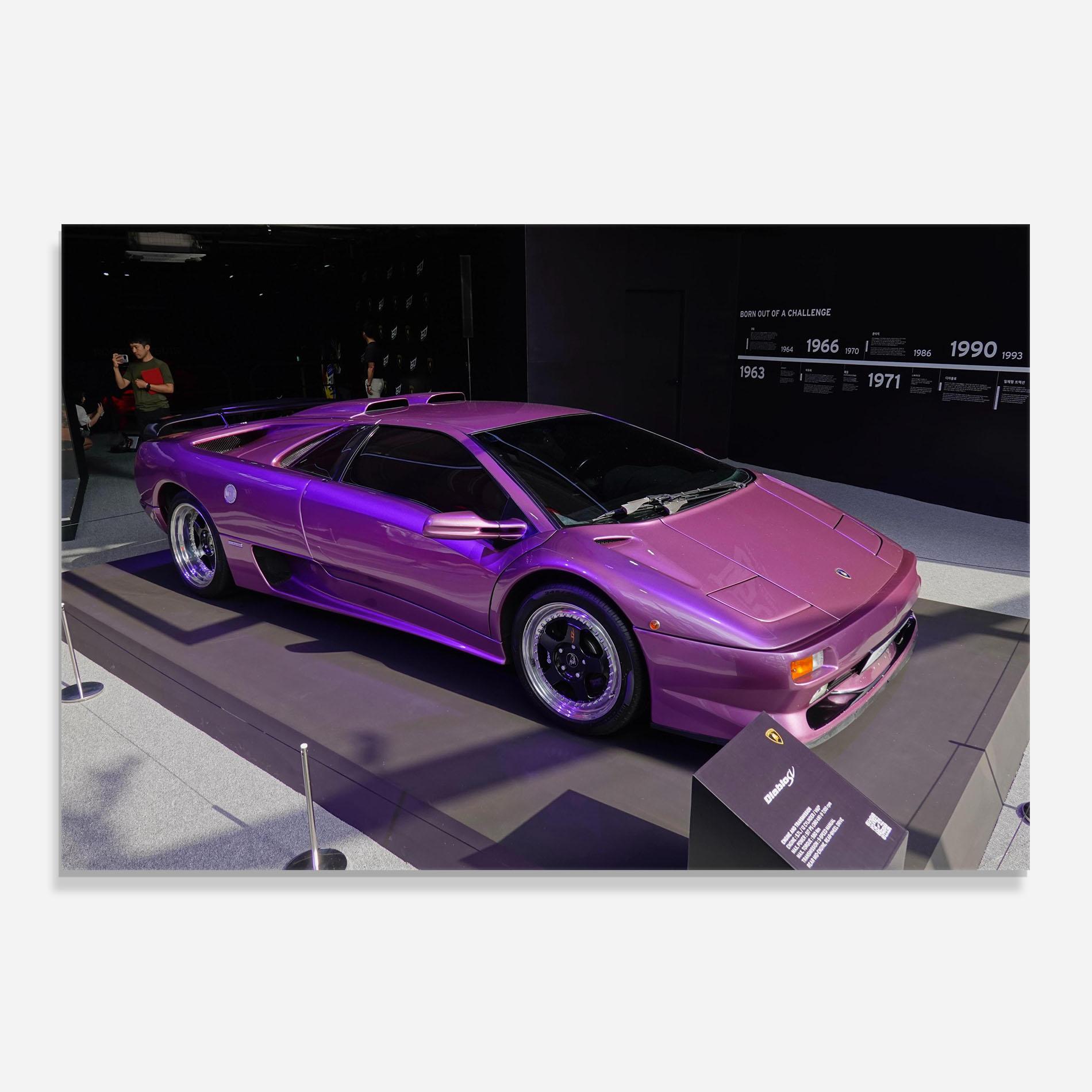 Küchenrückwand Glas Purple Lambo mockup 0