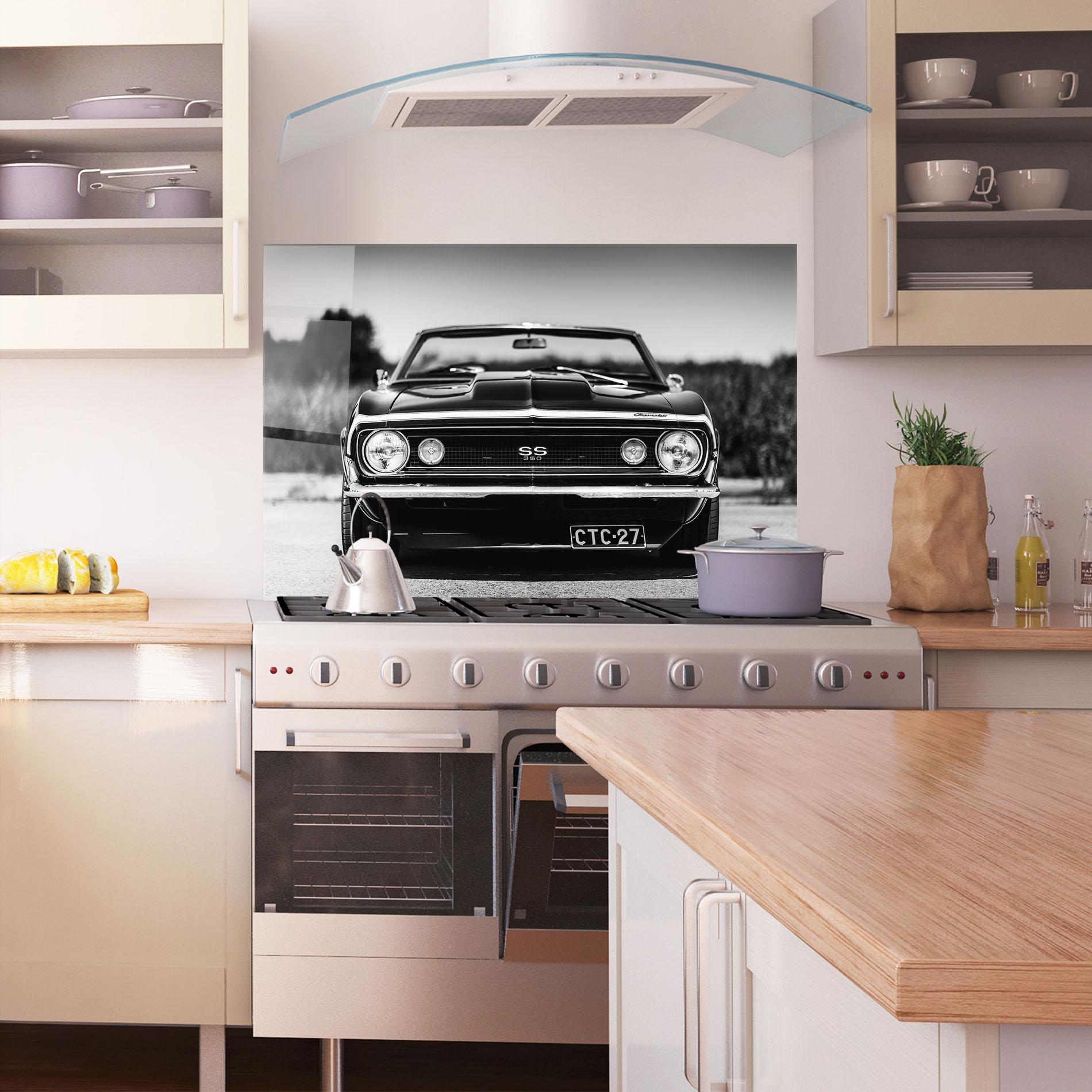 Küchenrückwand Glas American Car mockup 1