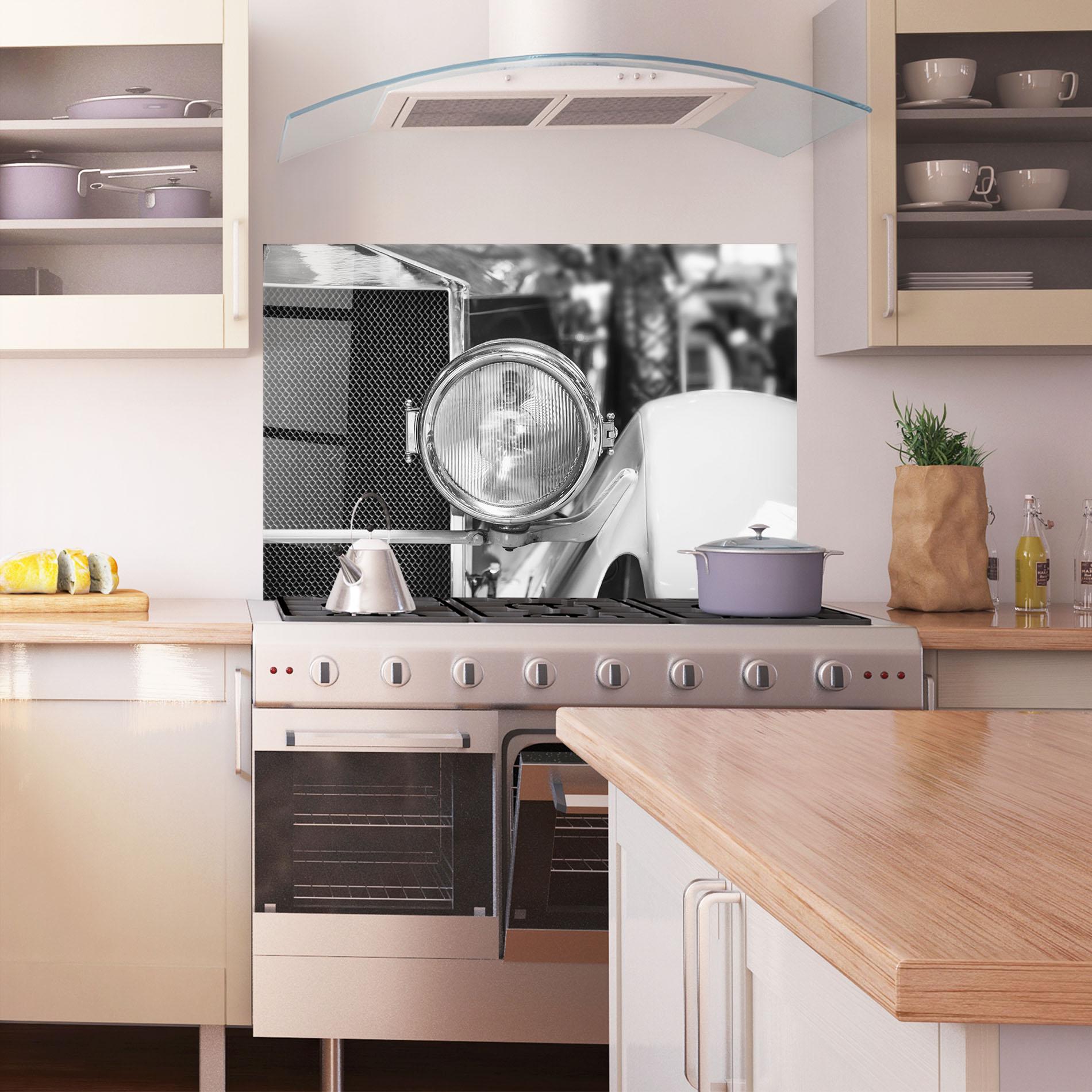 Küchenrückwand Glas Closeup Grey Car mockup 1