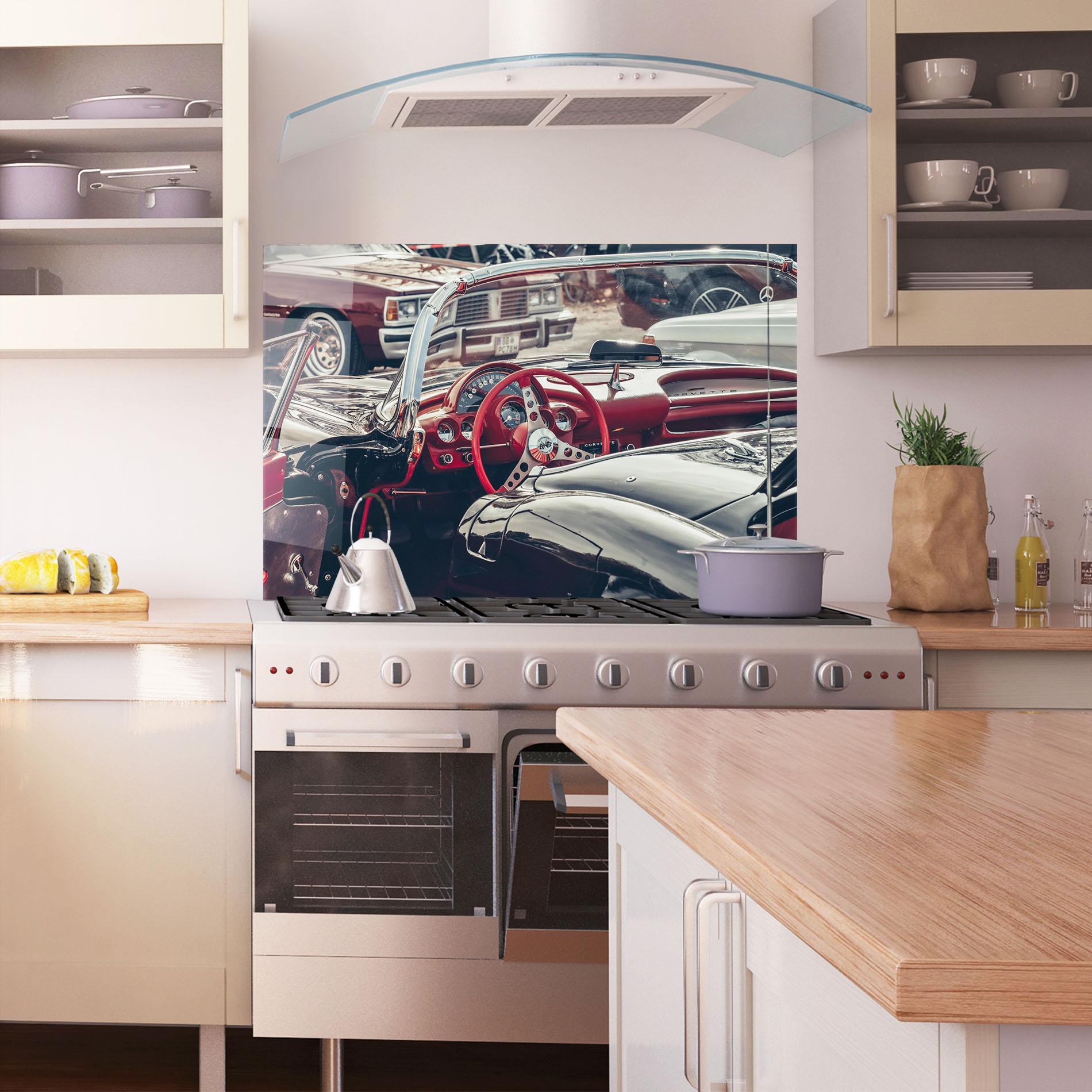 Küchenrückwand Glas Steering Wheel Red mockup 1